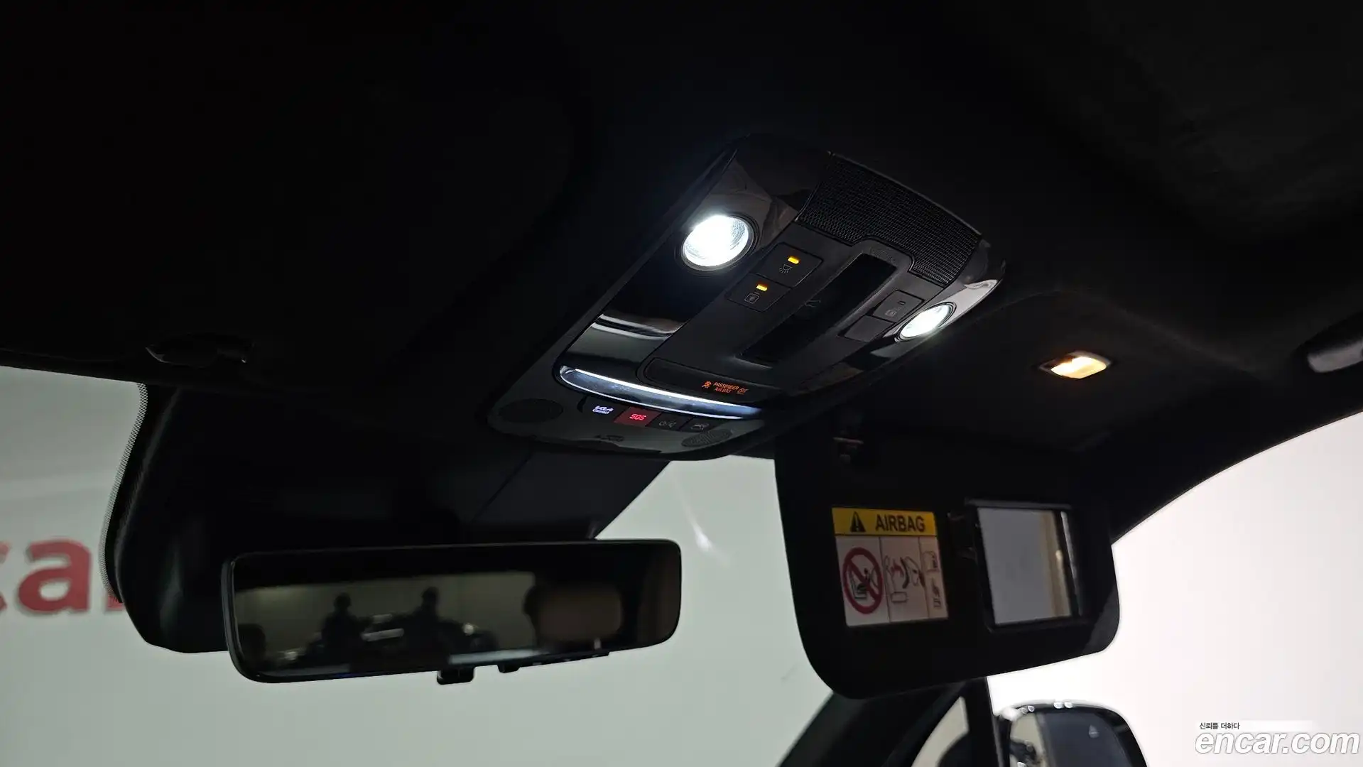 Sorento Kia 2023.8-OPTION-042