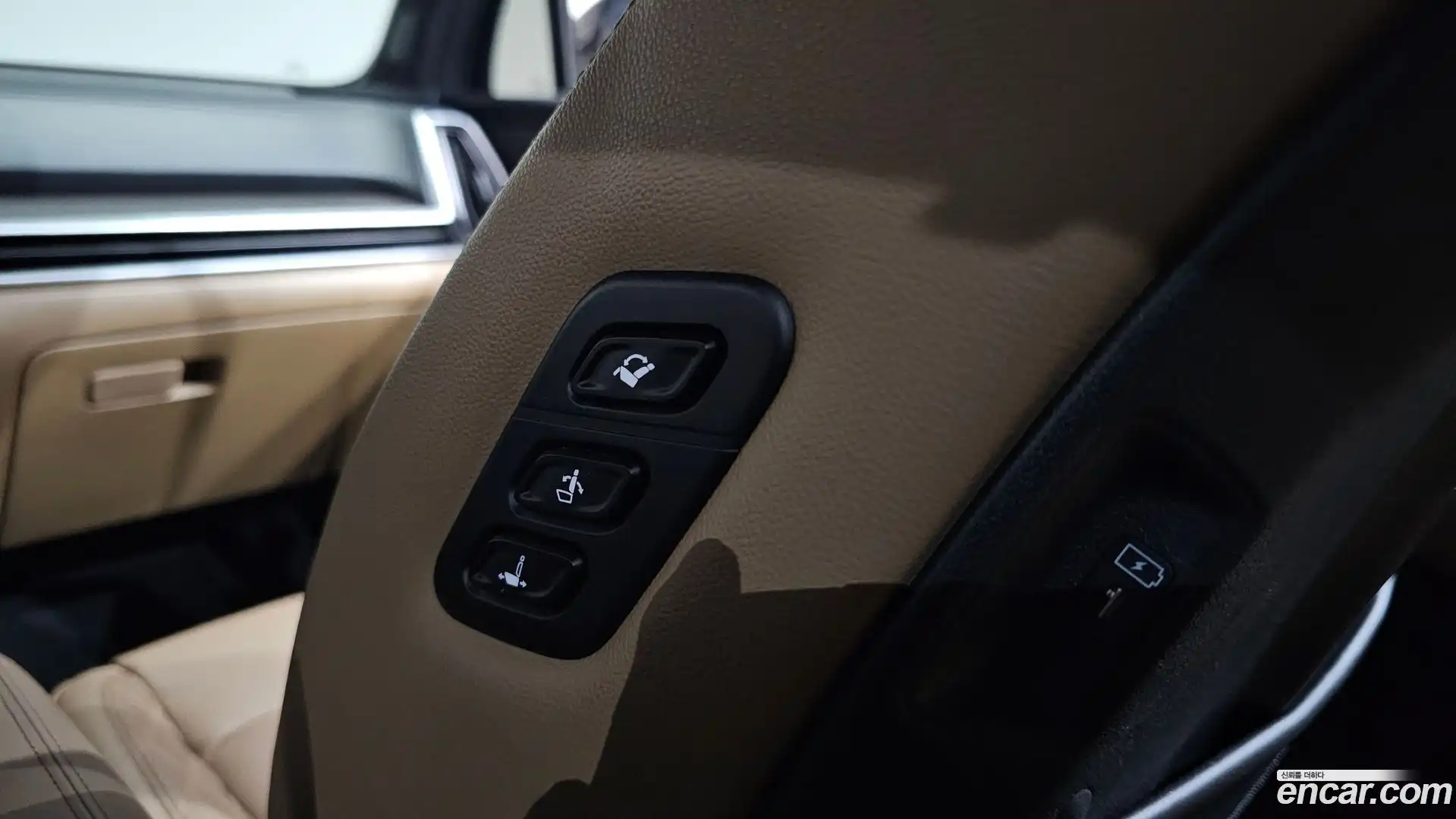 Sorento Kia 2023.8-OPTION-050