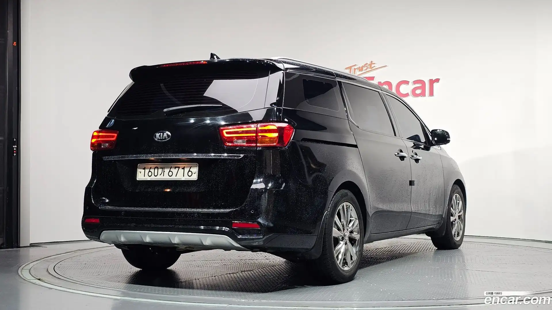 Canival Kia 2019.2-OUTER-002