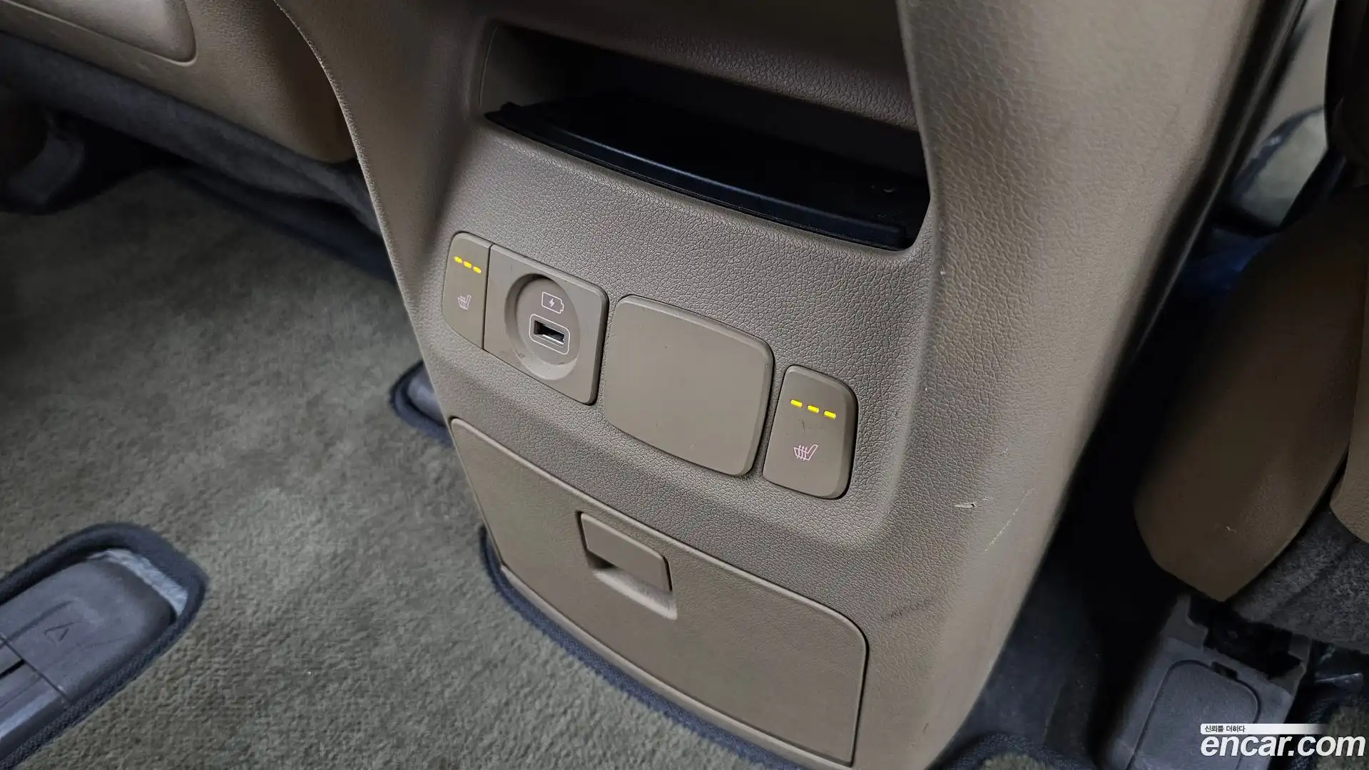 Canival Kia 2019.2-OPTION-023