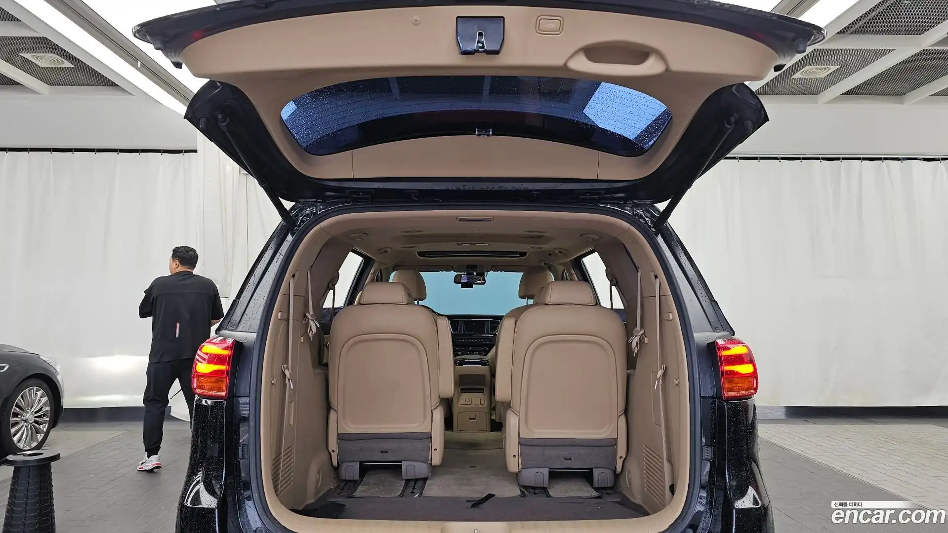 Canival Kia 2019.2-OPTION-024