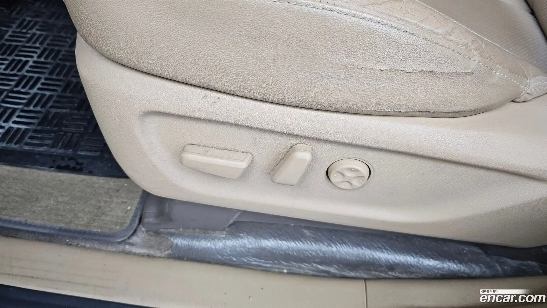 Canival Kia 2019.2-INNER-036