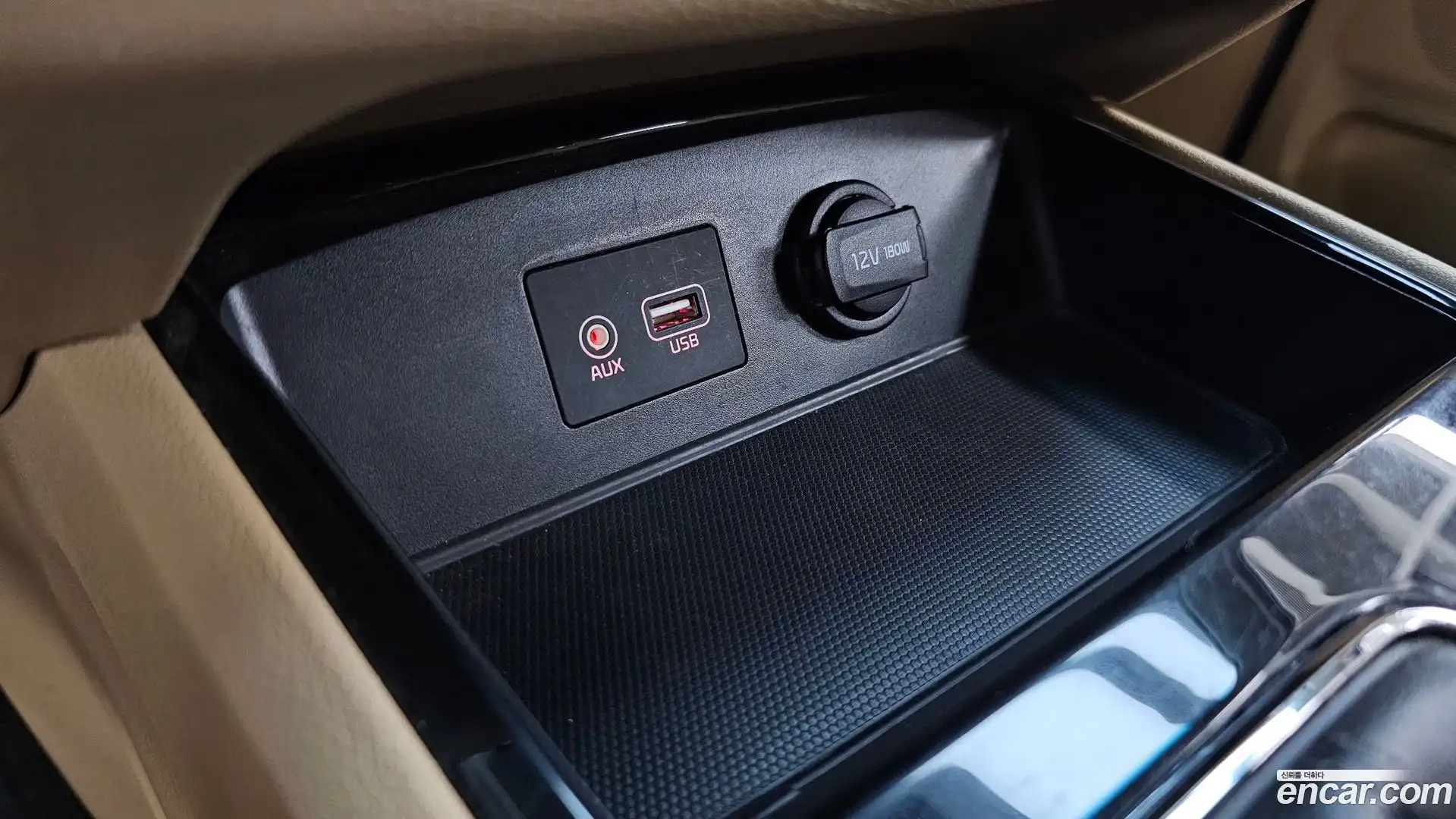 Canival Kia 2019.2-OPTION-044