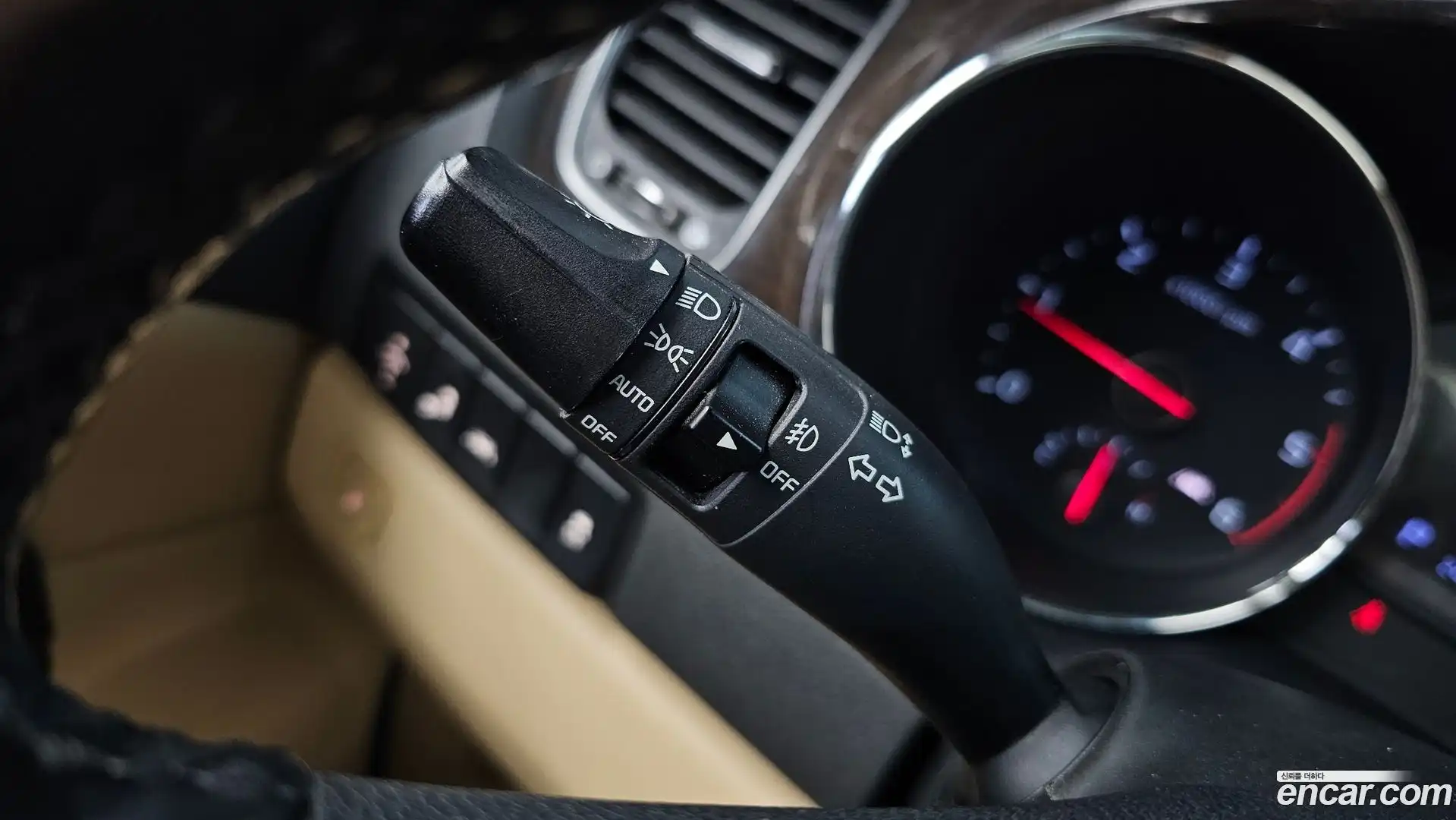Canival Kia 2019.2-OPTION-047