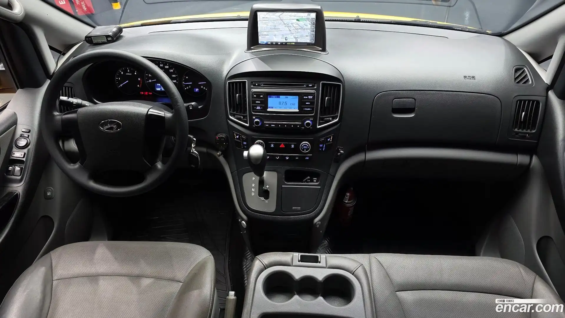 Starex Hyundai 2018.6-INNER-007