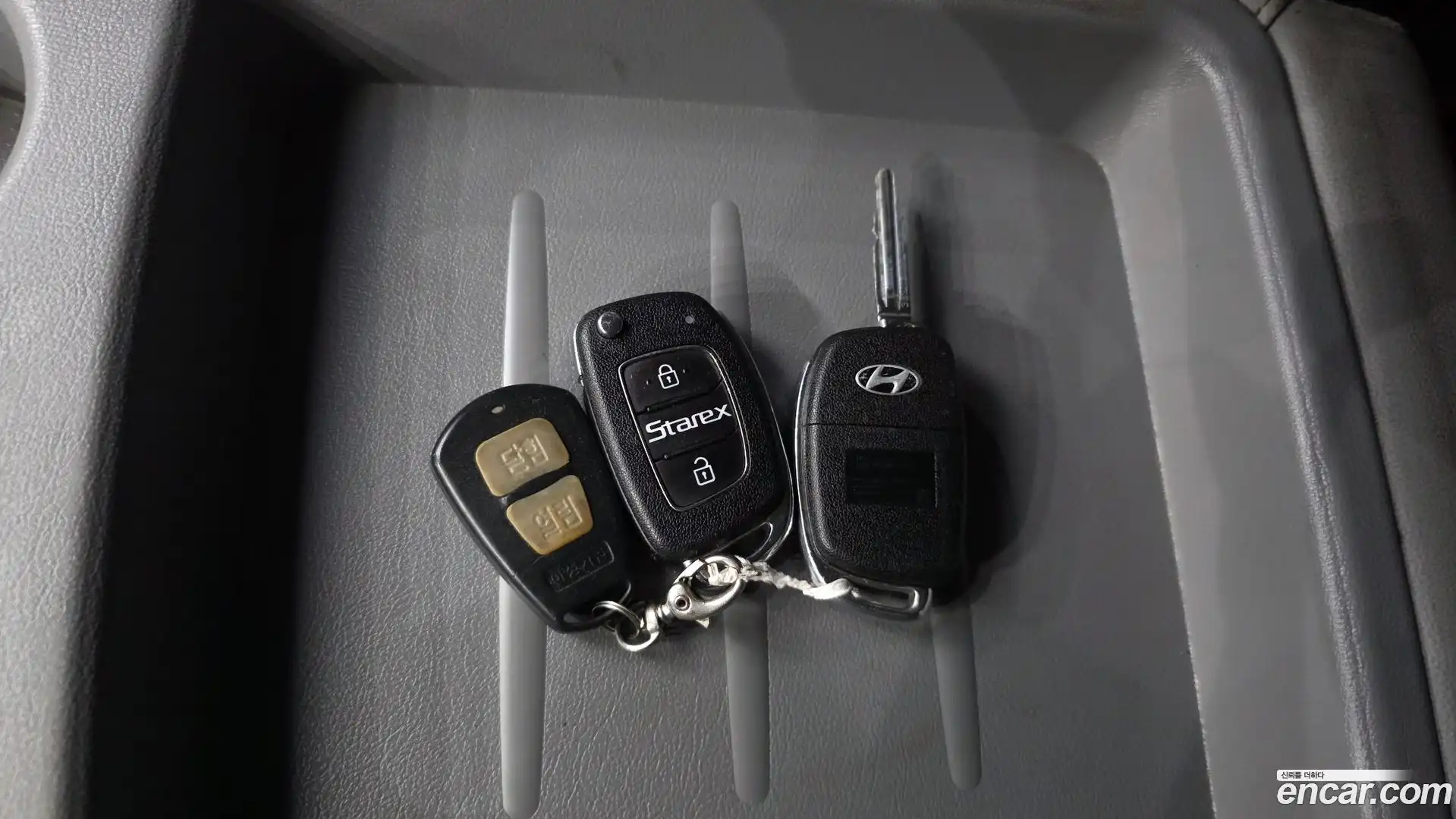 Starex Hyundai 2018.6-OPTION-040