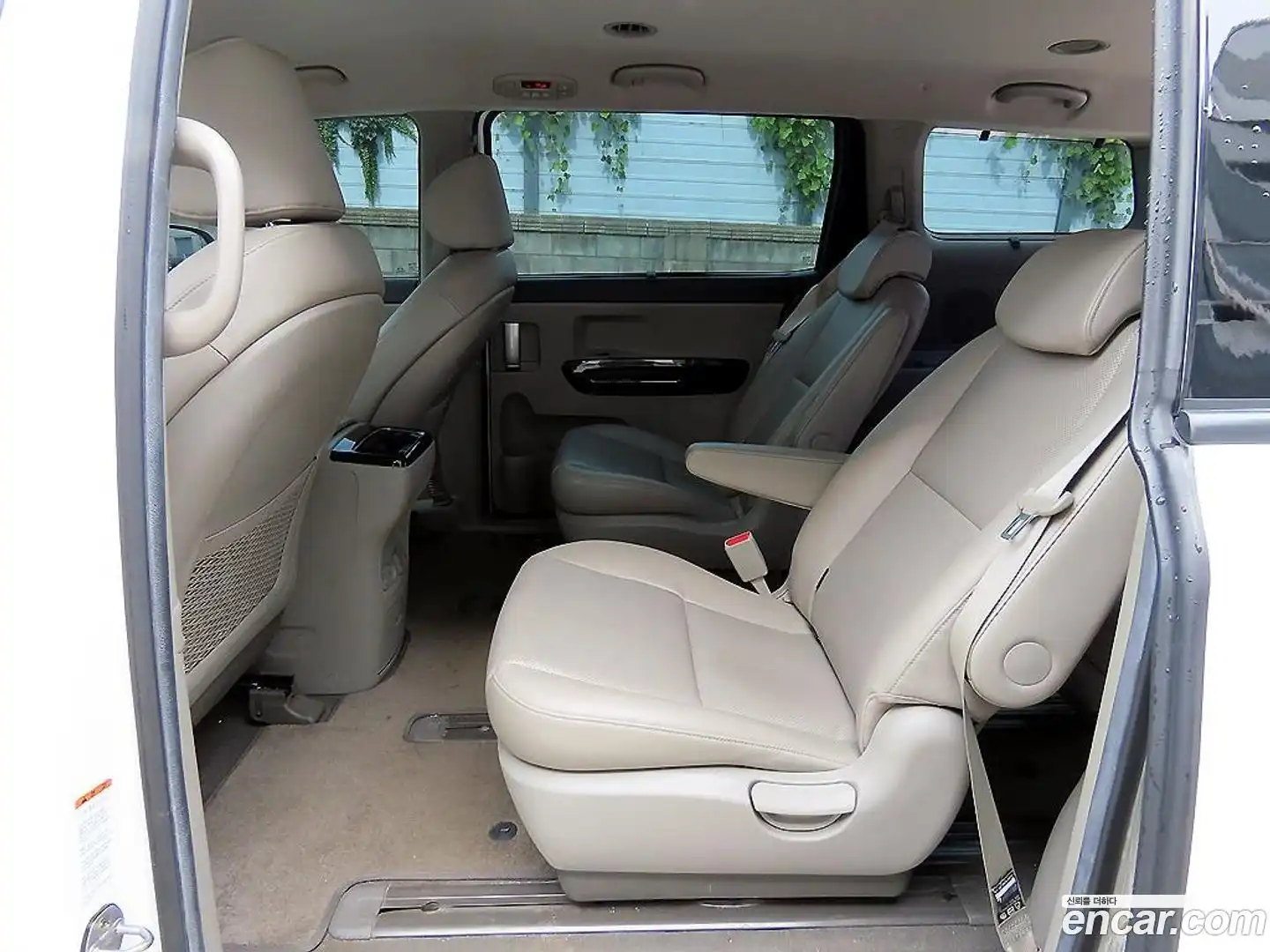 Canival Kia 2017.5-OUTER-006