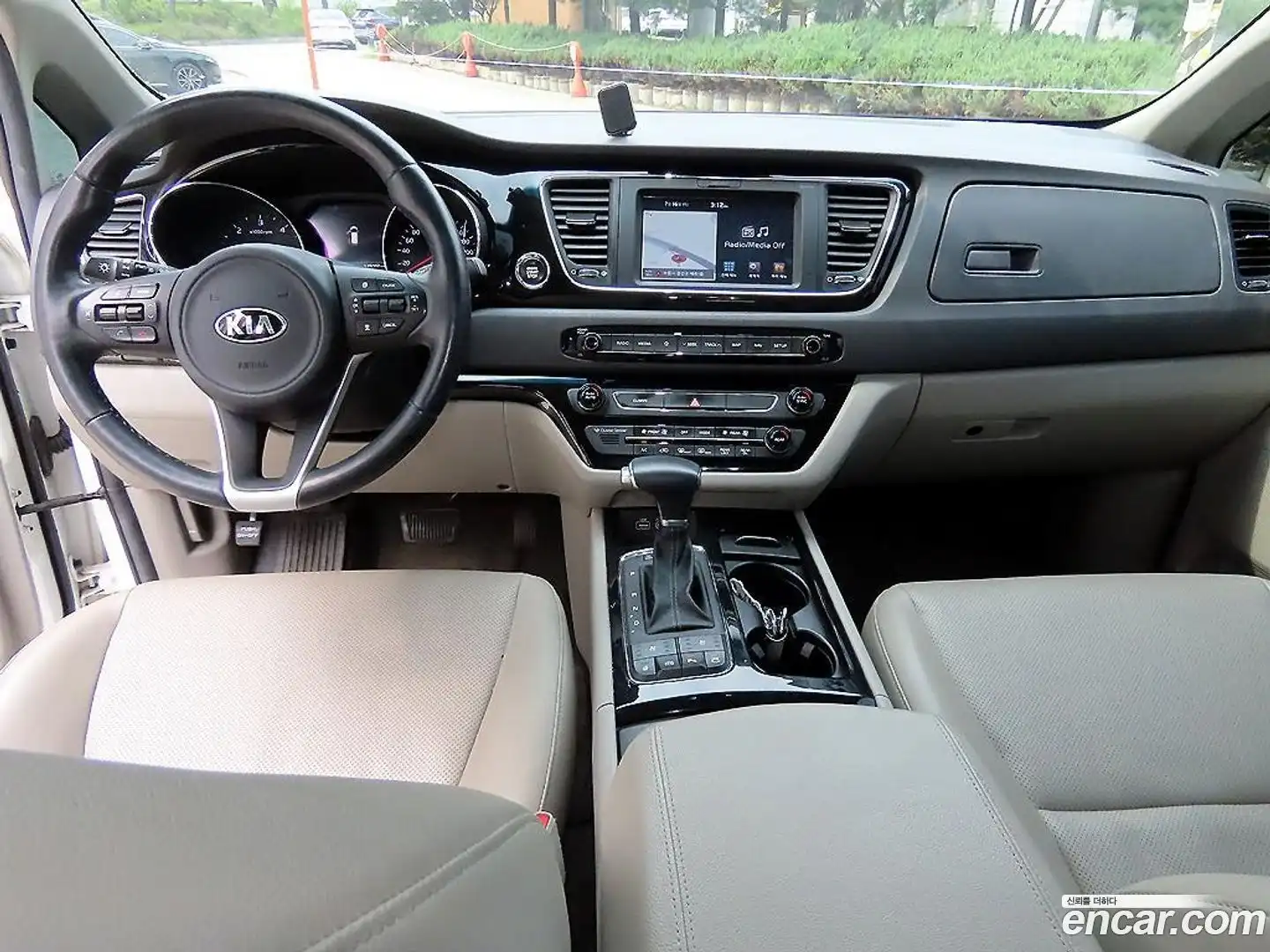 Canival Kia 2017.5-INNER-007