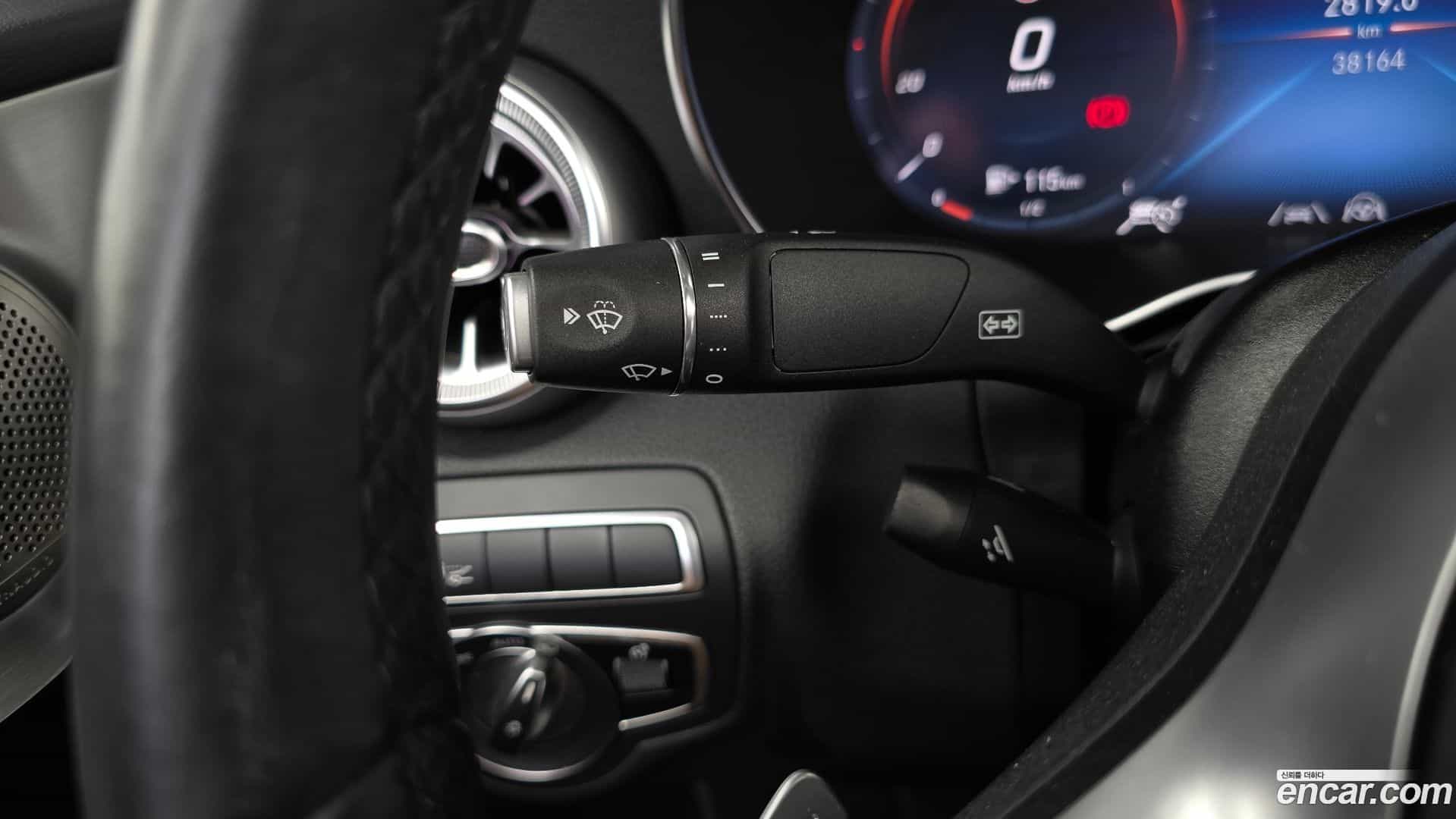 C-Class Mercedes-Benz 2021.3-OPTION-023