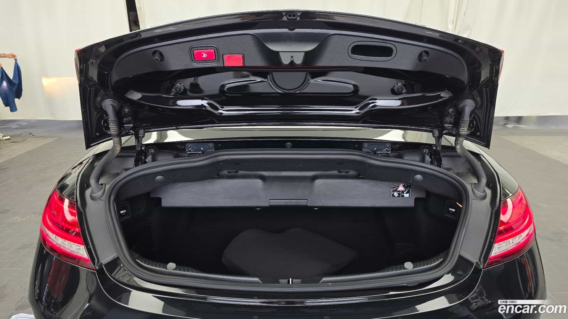 C-Class Mercedes-Benz 2021.3-OPTION-024