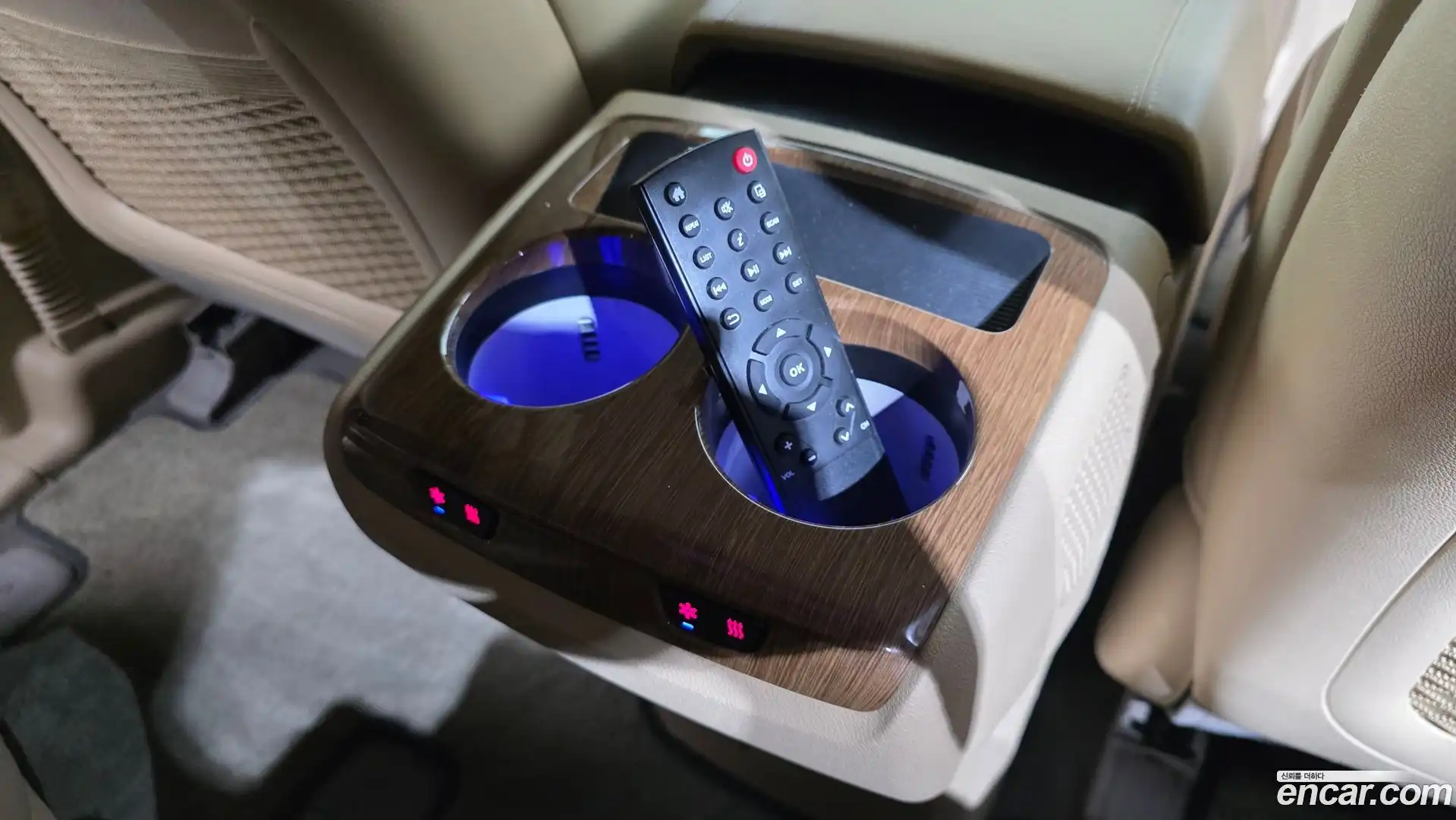 Canival Kia 2015.4-OPTION-041