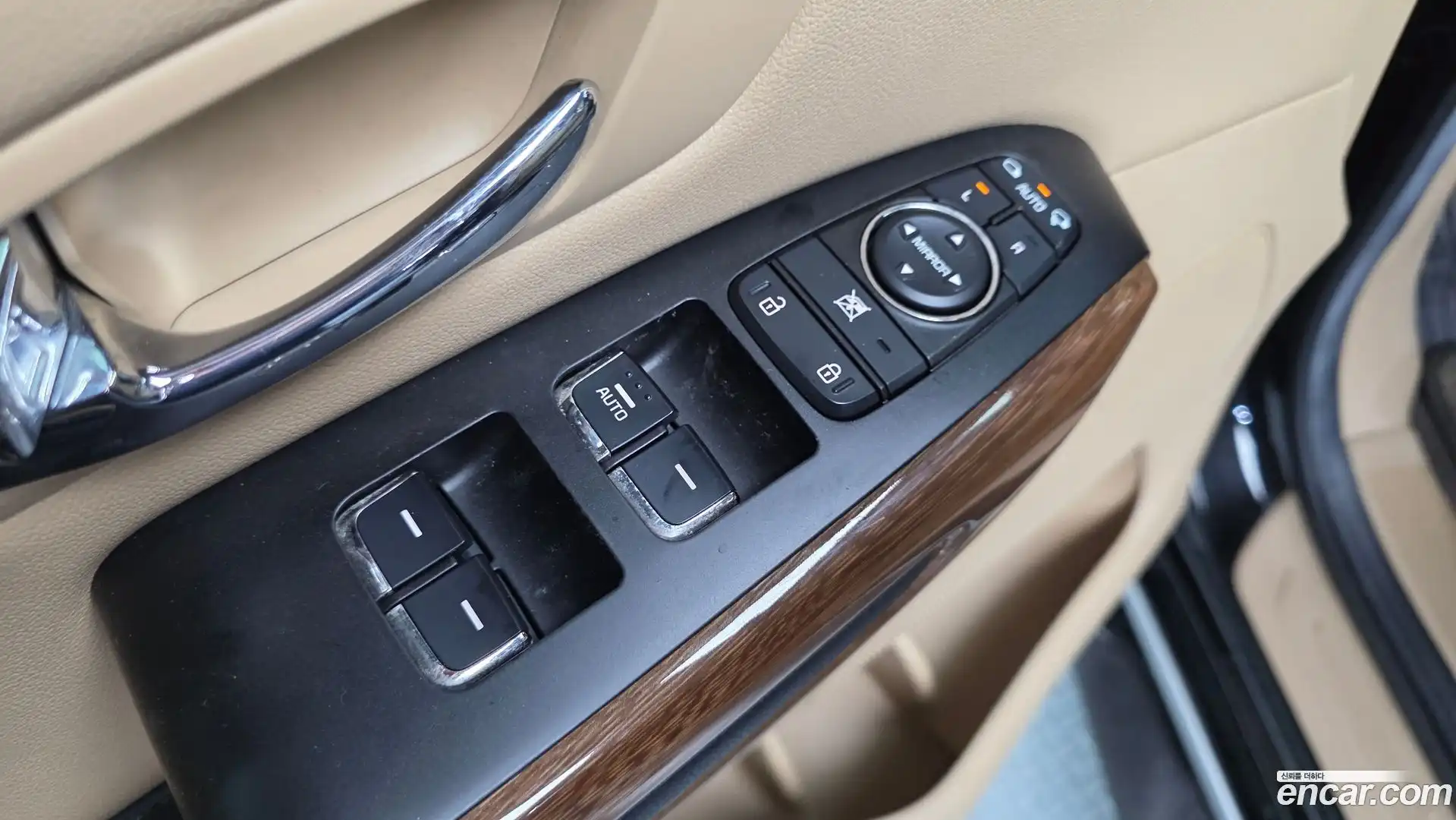 Canival Kia 2015.4-OPTION-050