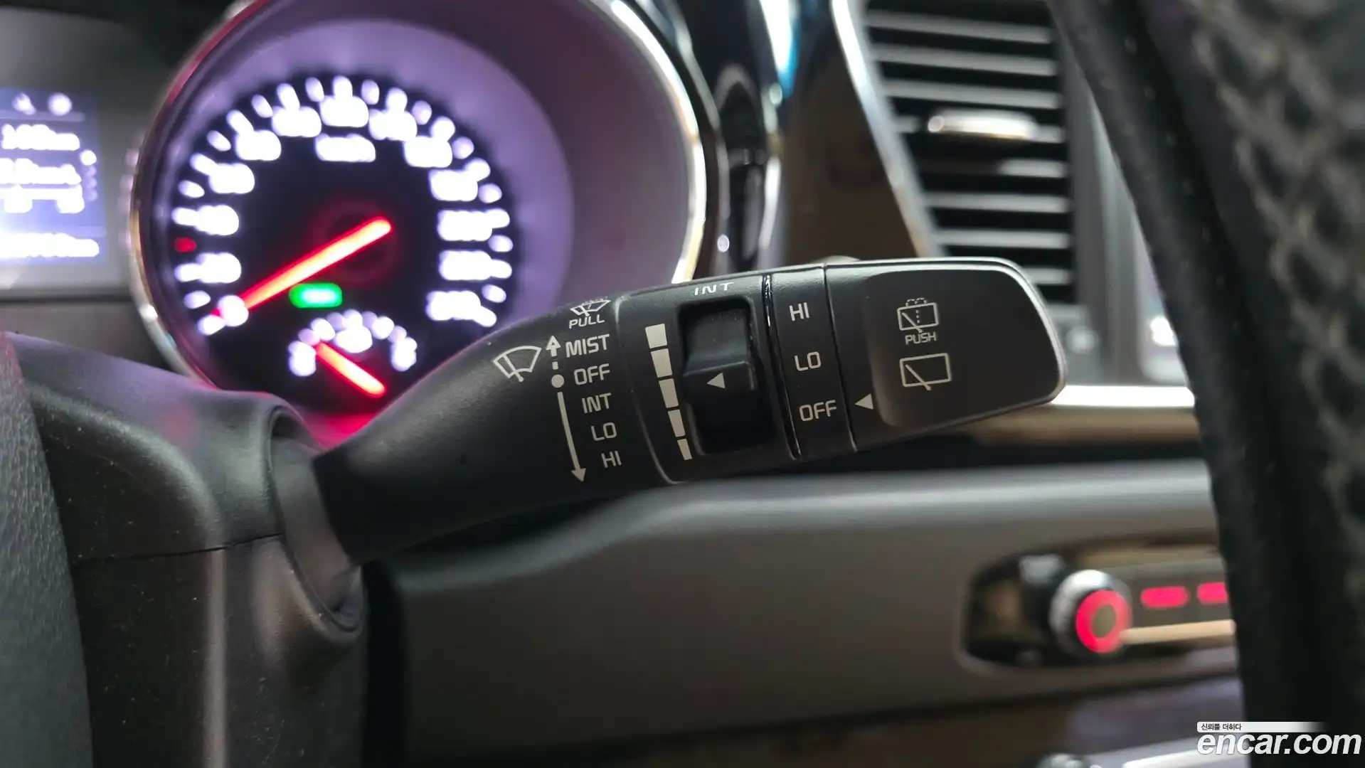 Canival Kia 2015.4-OPTION-051