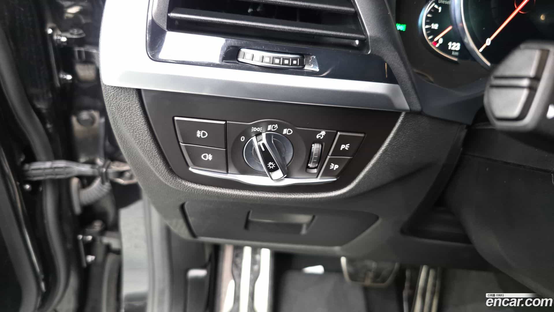 X3 BMW 2019.2-OPTION-040
