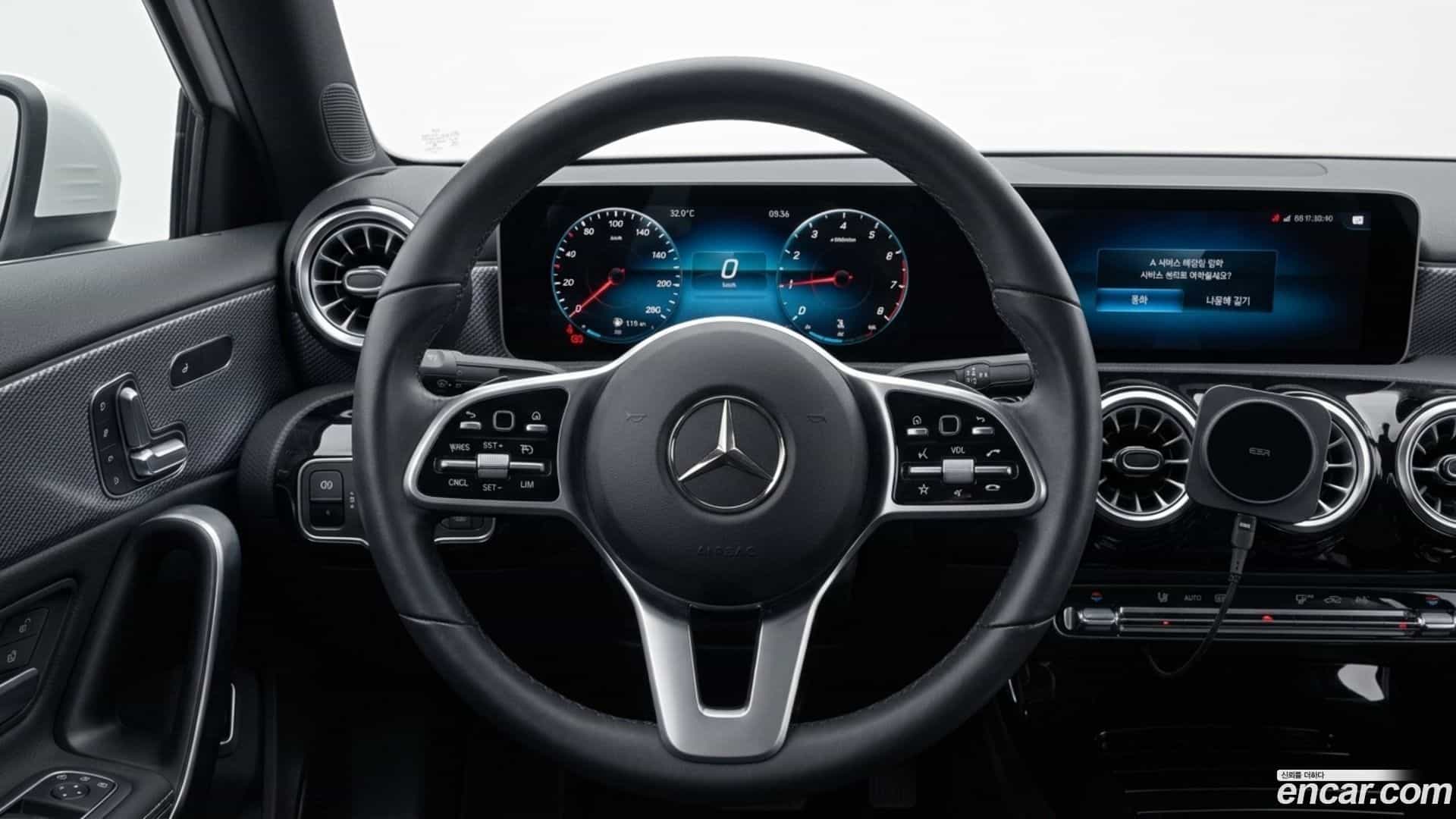 A-Class Mercedes-Benz 2021.1-OPTION-015