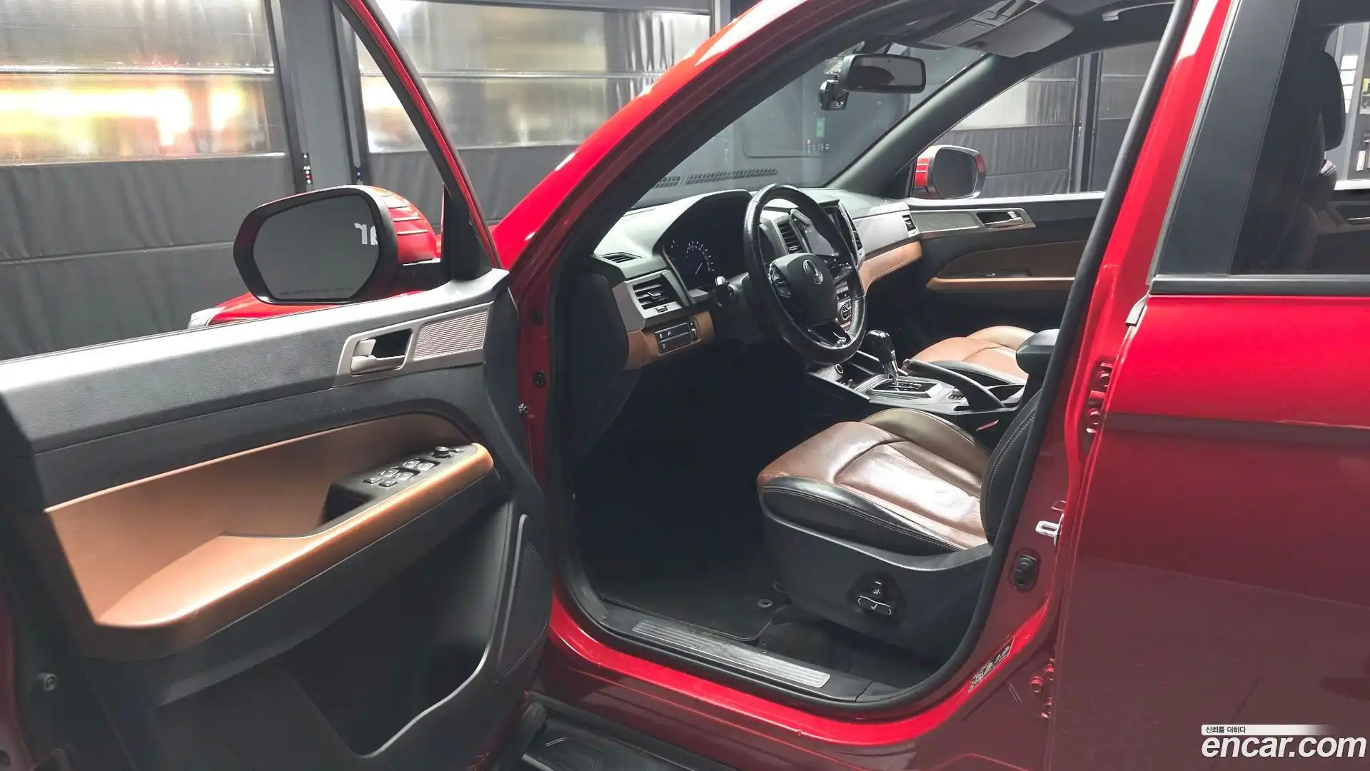 Rexton KG Mobility 2018.9-INNER-010