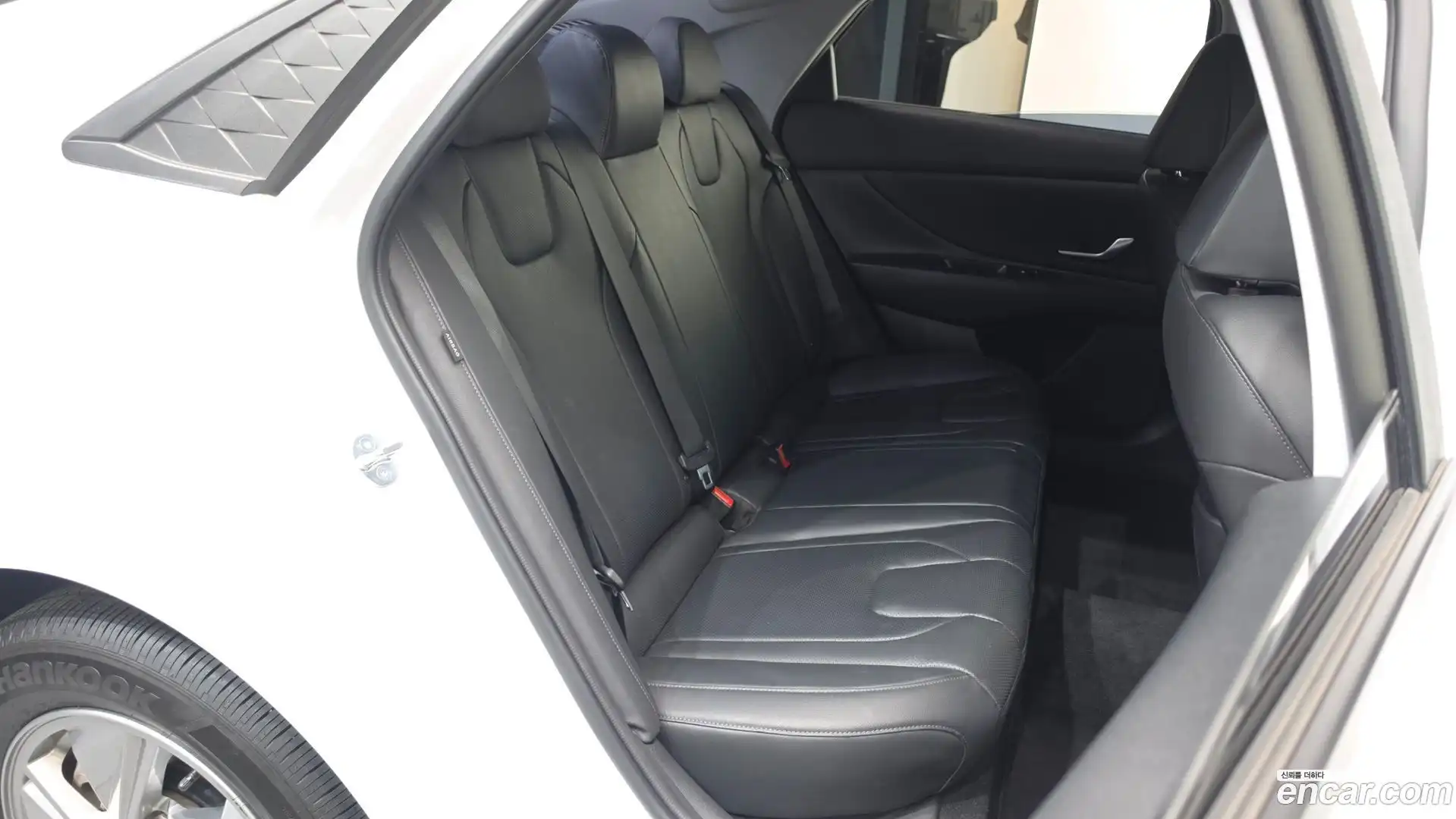 AVANTE Hyundai 2023.5-OPTION-016