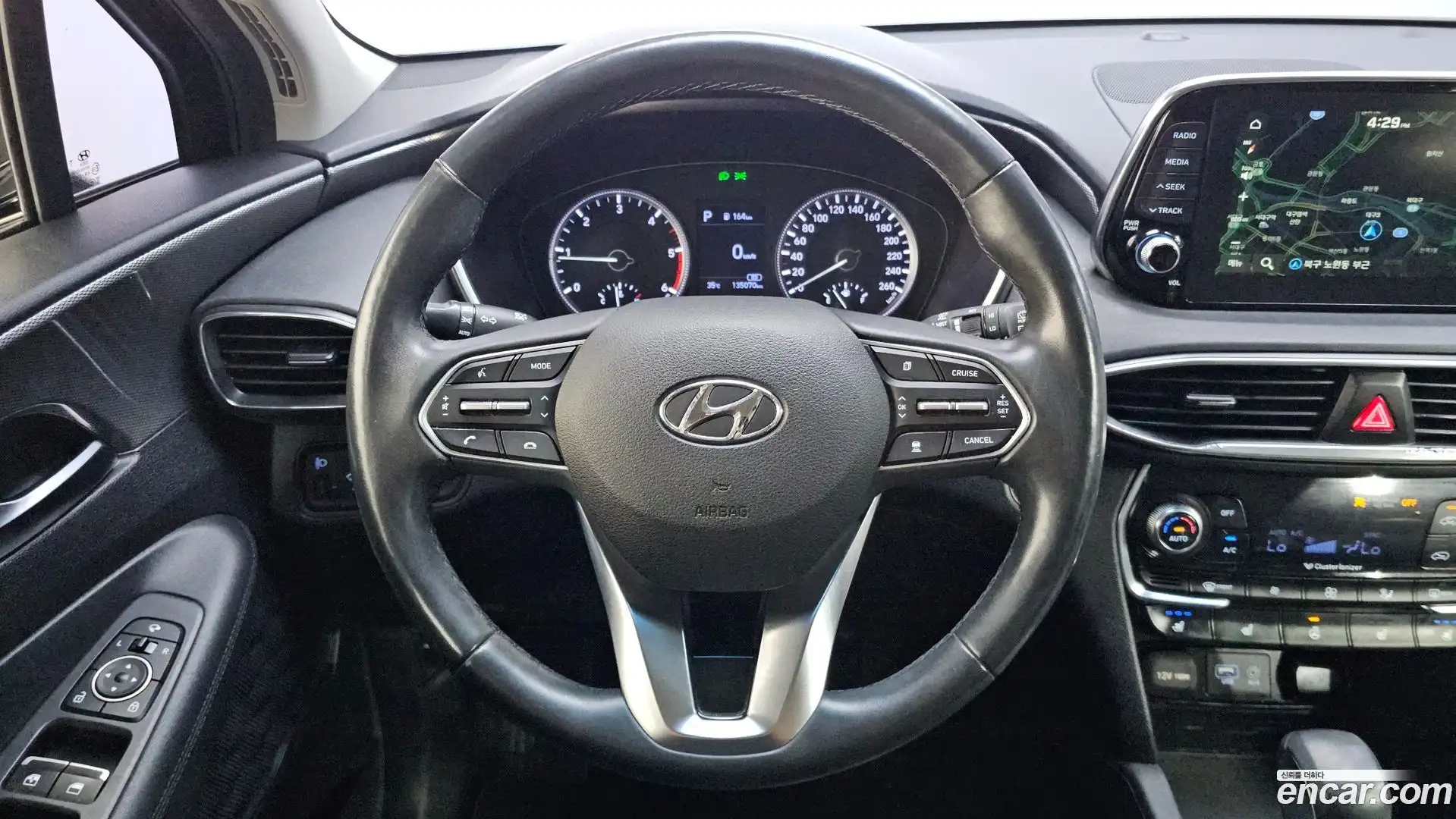 Santafe Hyundai 2018.11-OPTION-017