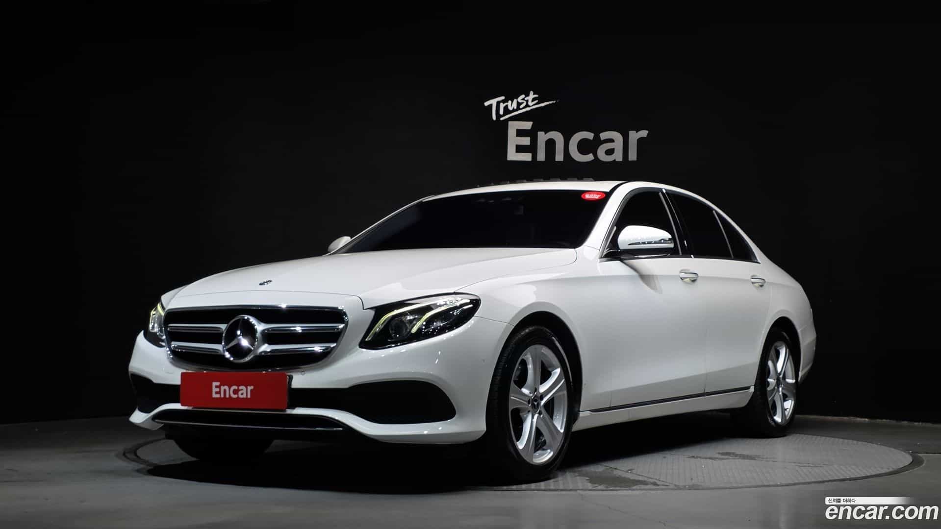 E-Class Mercedes-Benz 2018.2-OUTER-001