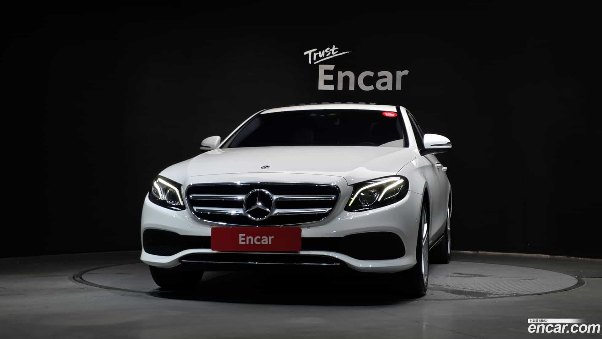 E-Class Mercedes-Benz 2018.2-OUTER-003