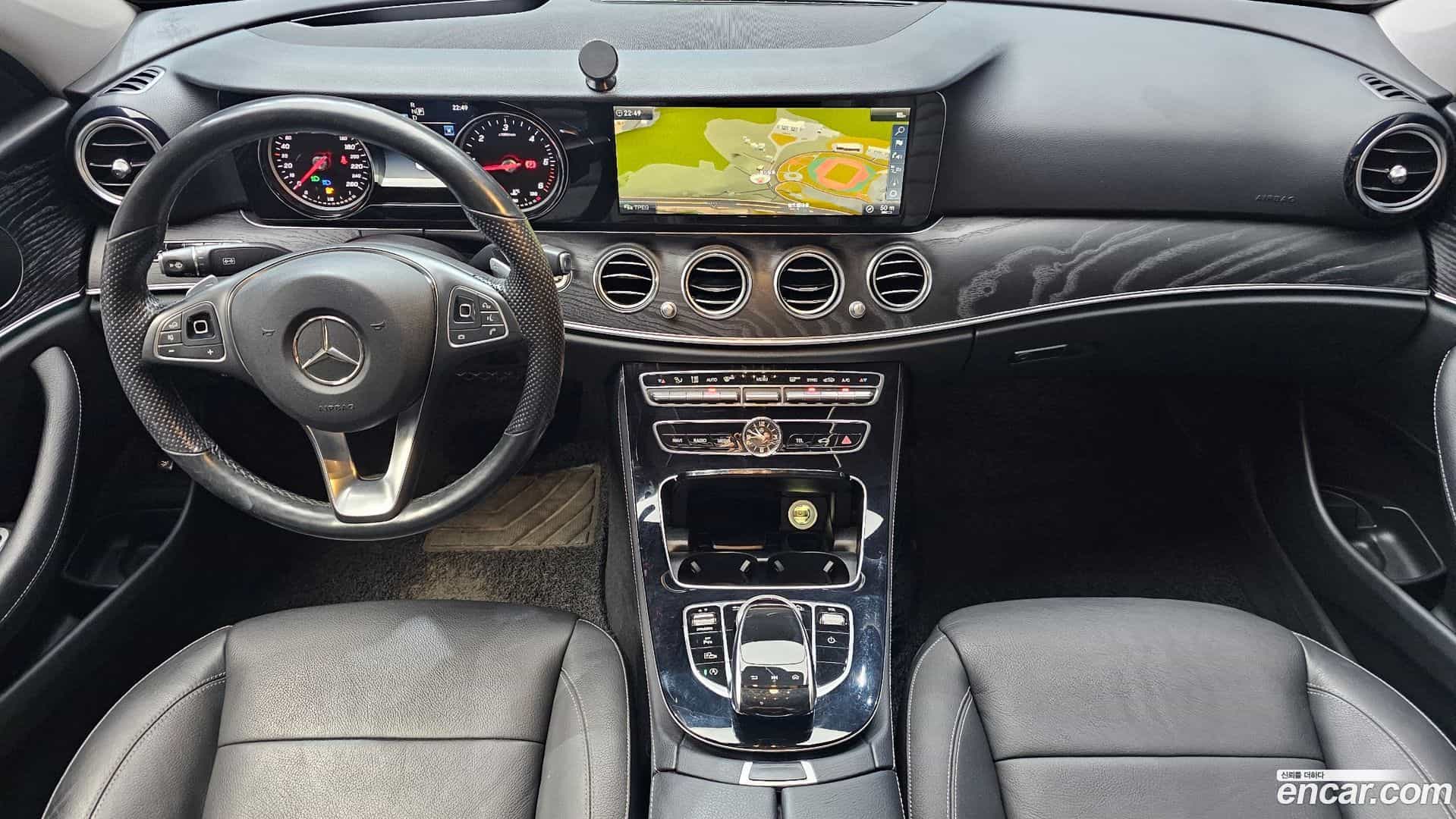 E-Class Mercedes-Benz 2018.2-INNER-007