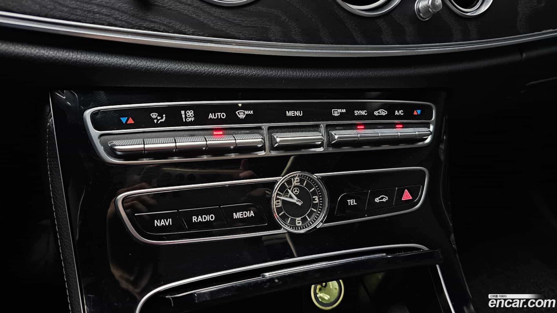 E-Class Mercedes-Benz 2018.2-OPTION-022
