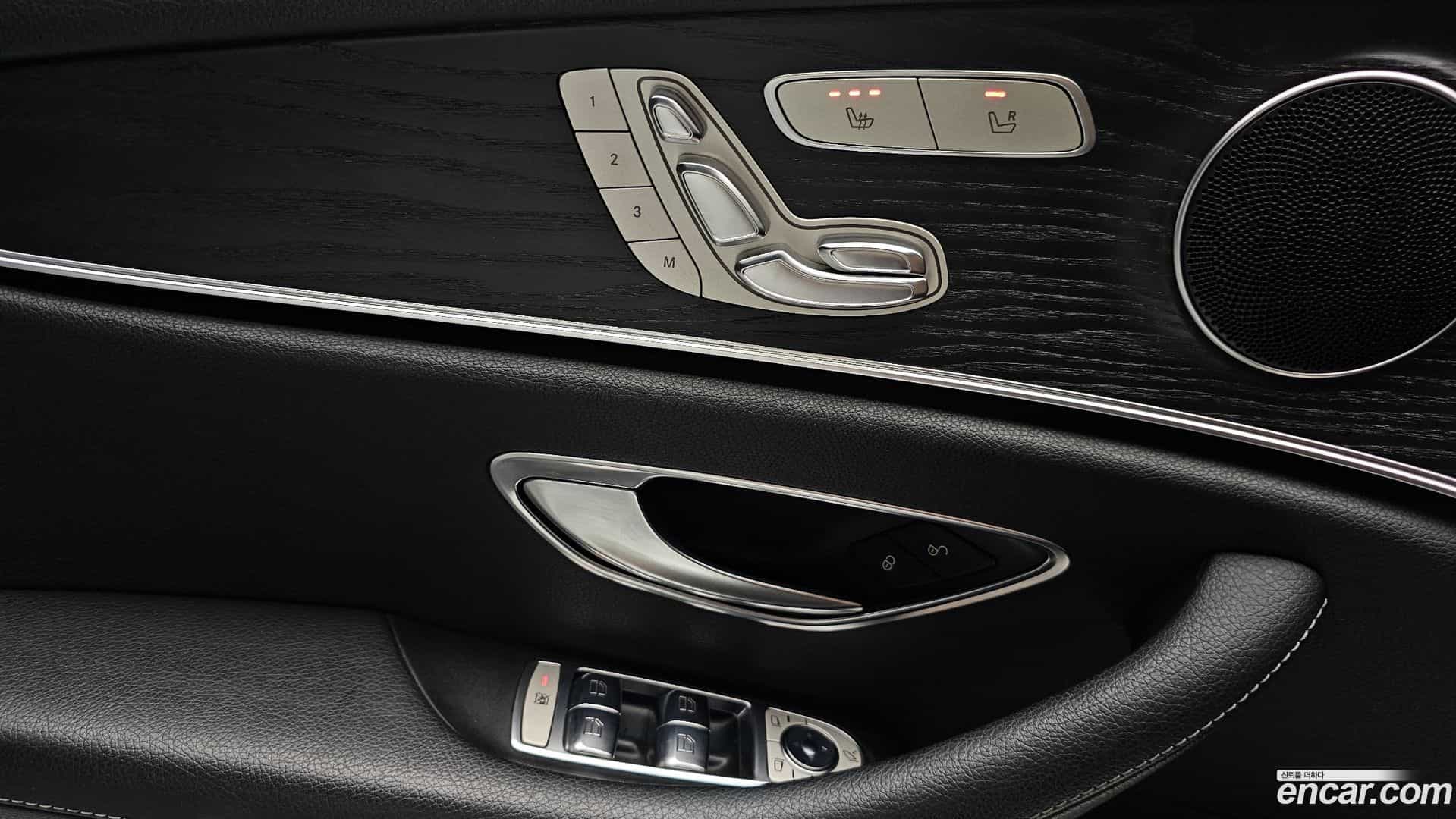 E-Class Mercedes-Benz 2018.2-OPTION-041
