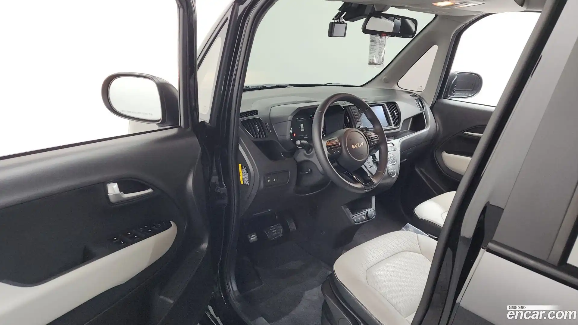 RAY Kia 2022.10-INNER-010