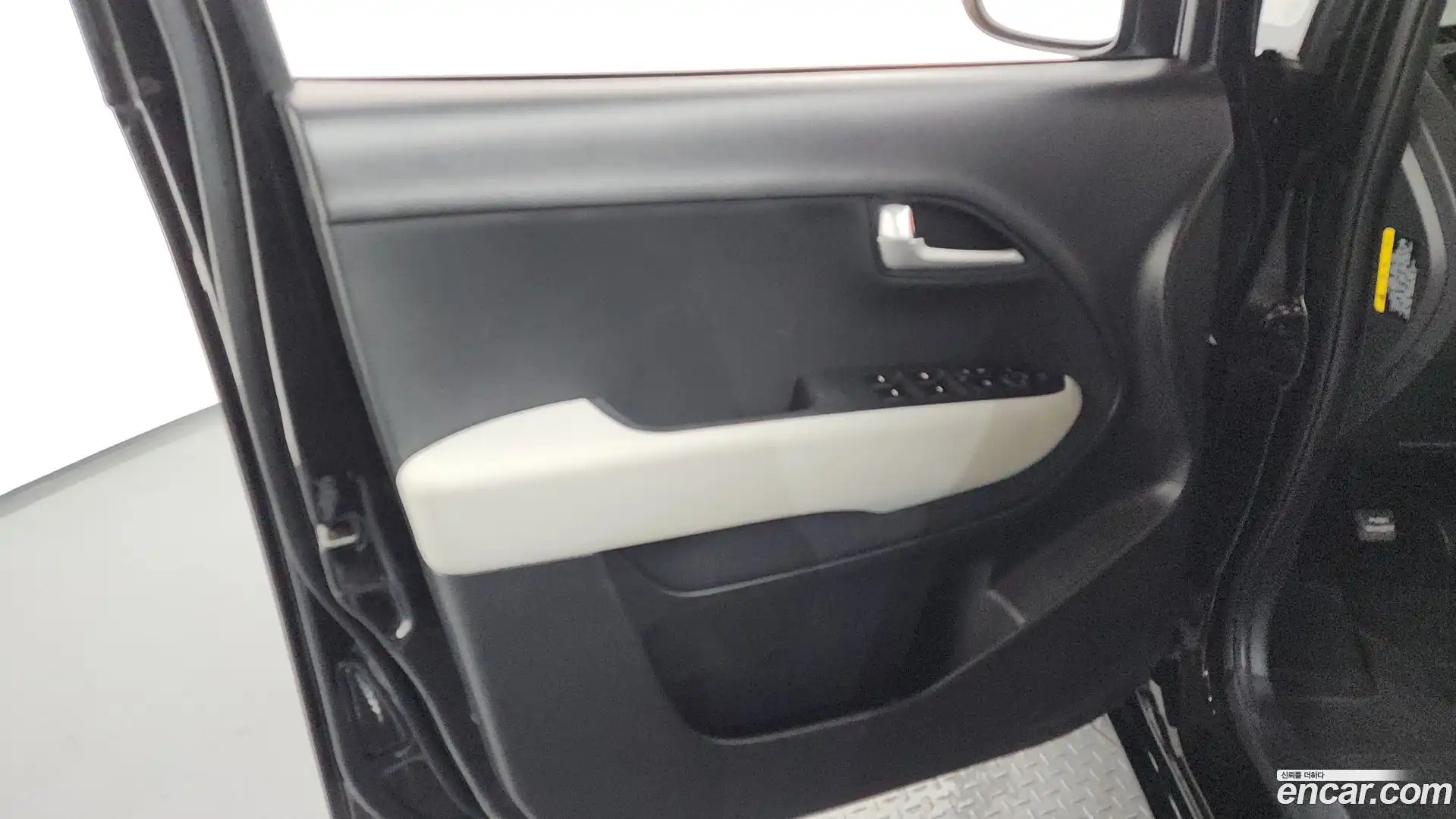 RAY Kia 2022.10-INNER-034