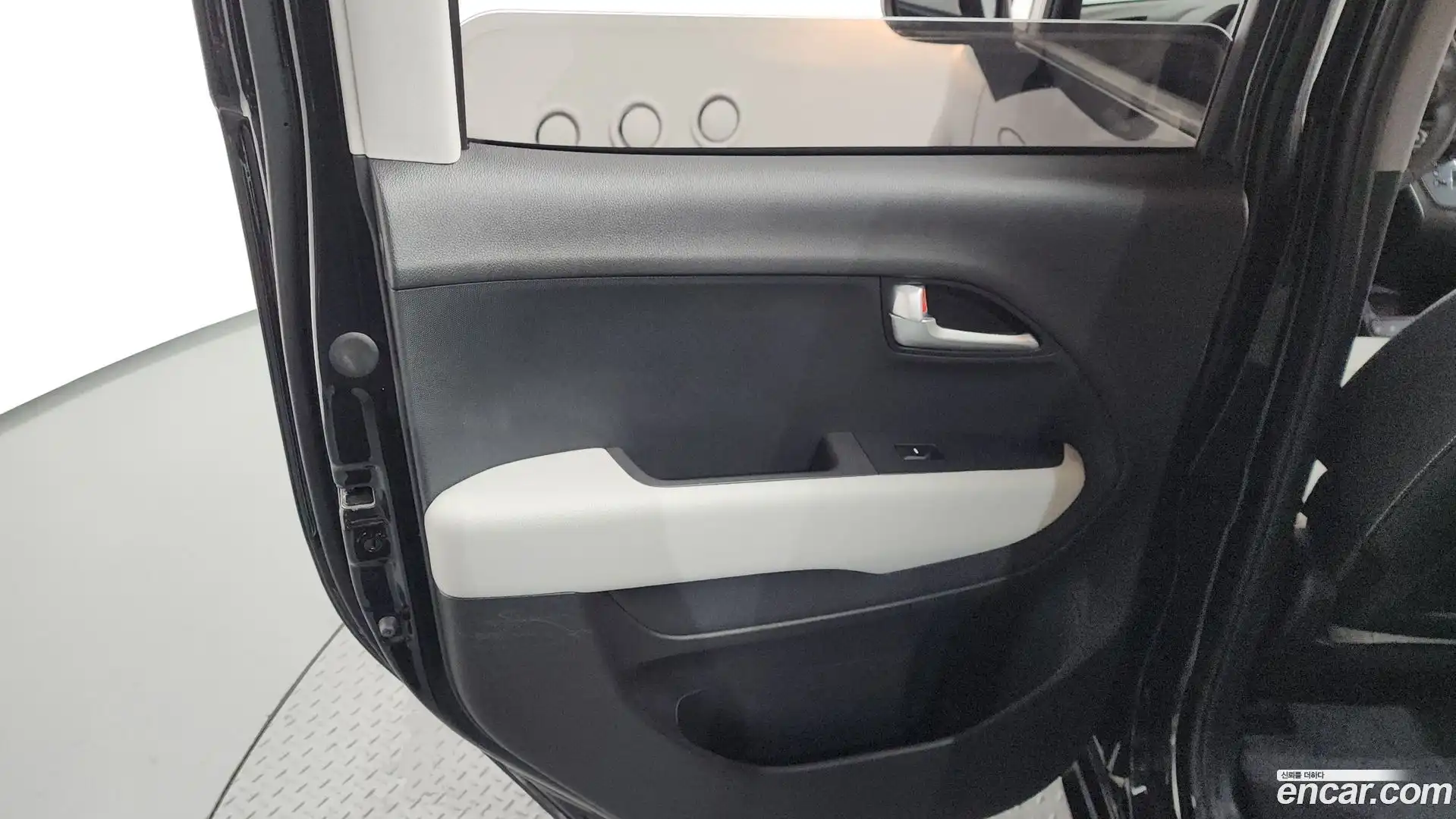 RAY Kia 2022.10-INNER-035