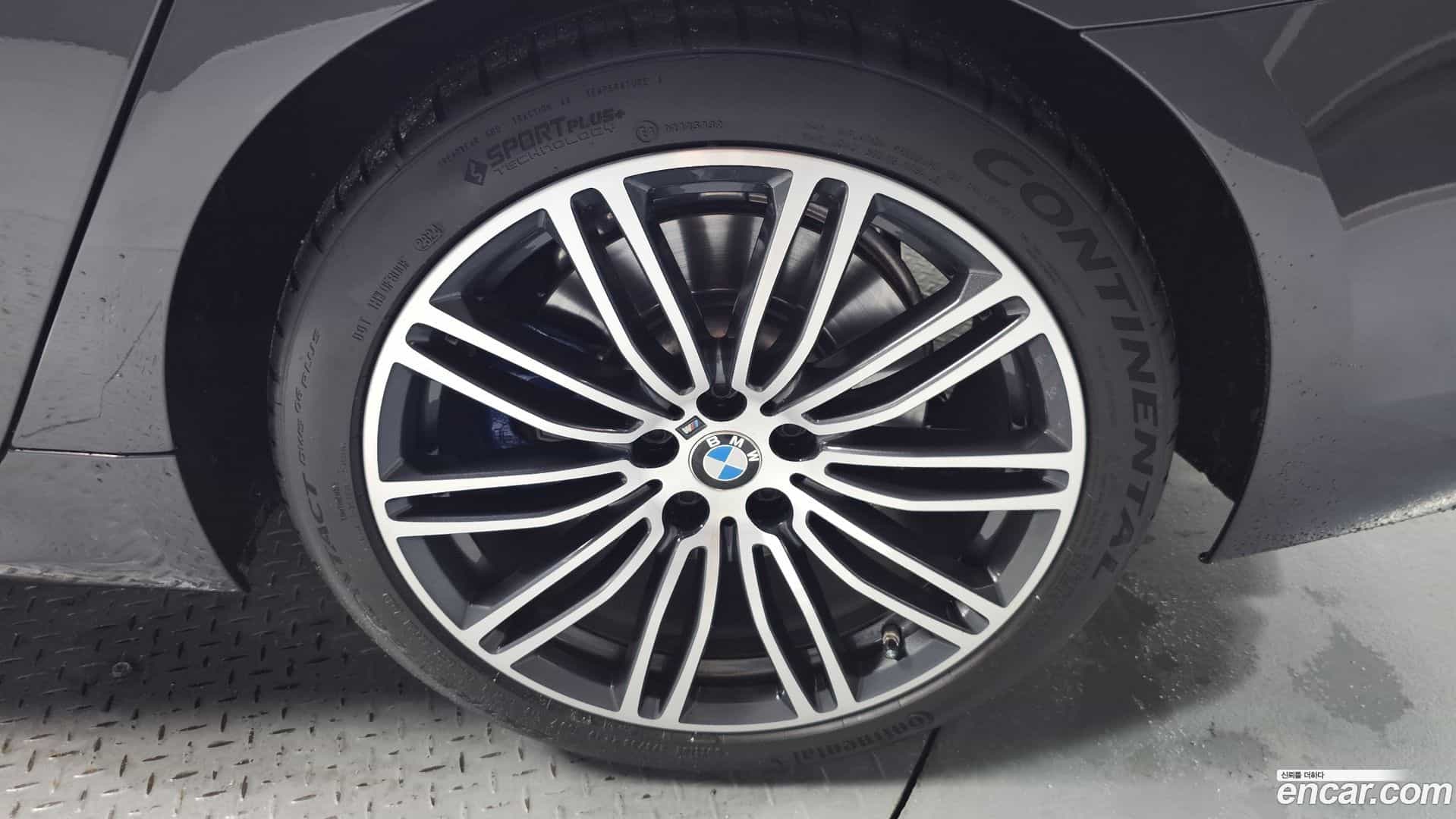 5-Series BMW 2020.4-OUTER-031