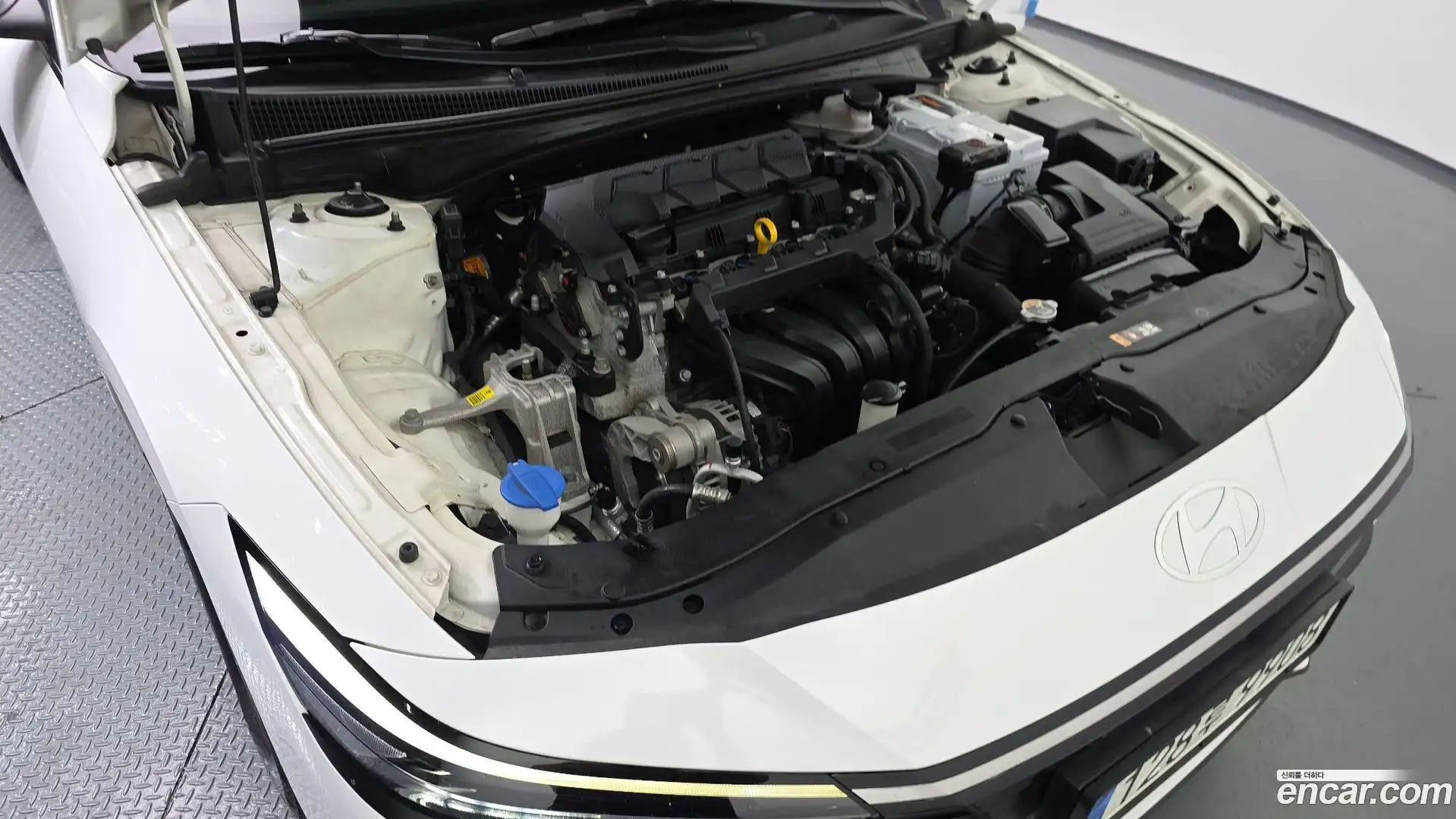 AVANTE Hyundai 2023.5-OUTER-006