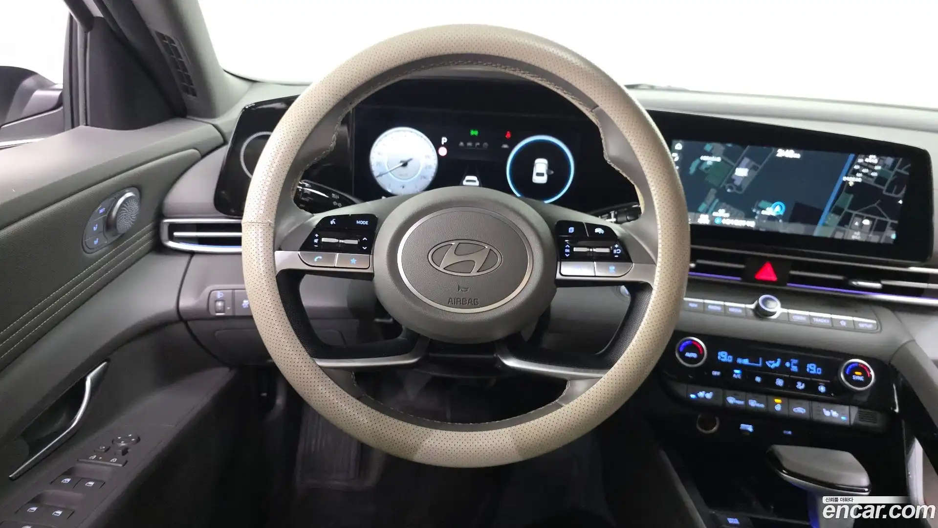 AVANTE Hyundai 2023.5-OPTION-017