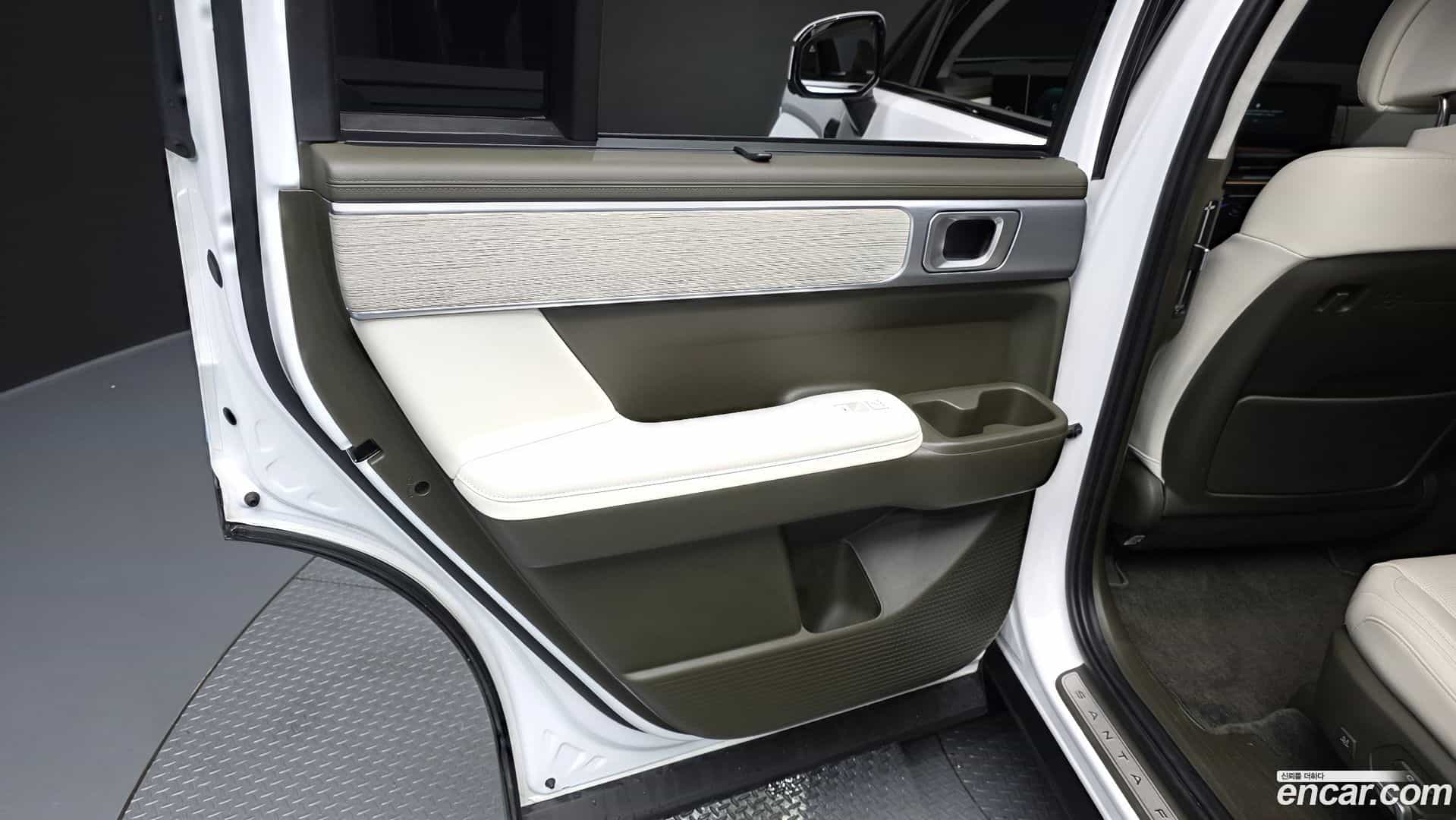 Santafe Hyundai 2023.9-INNER-035