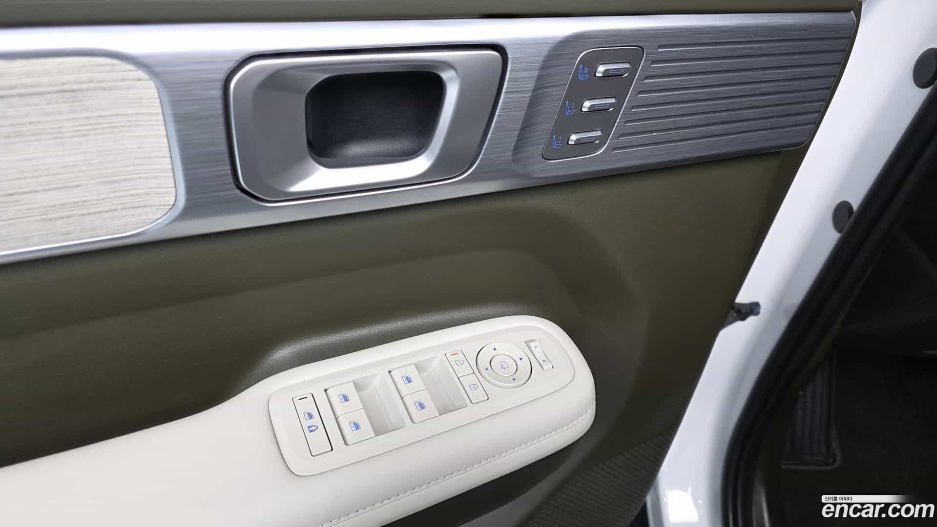 Santafe Hyundai 2023.9-OPTION-045