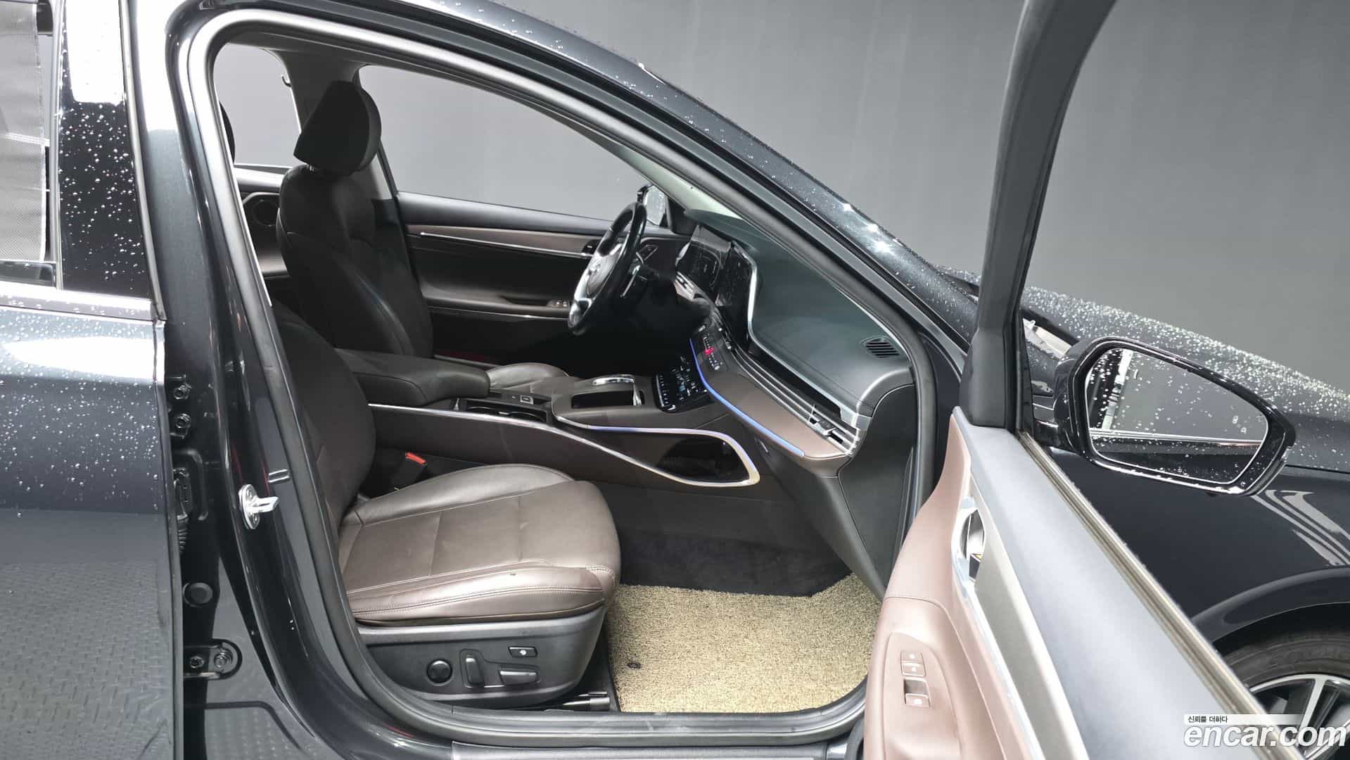 Grandeur Hyundai 2020.6-OPTION-015
