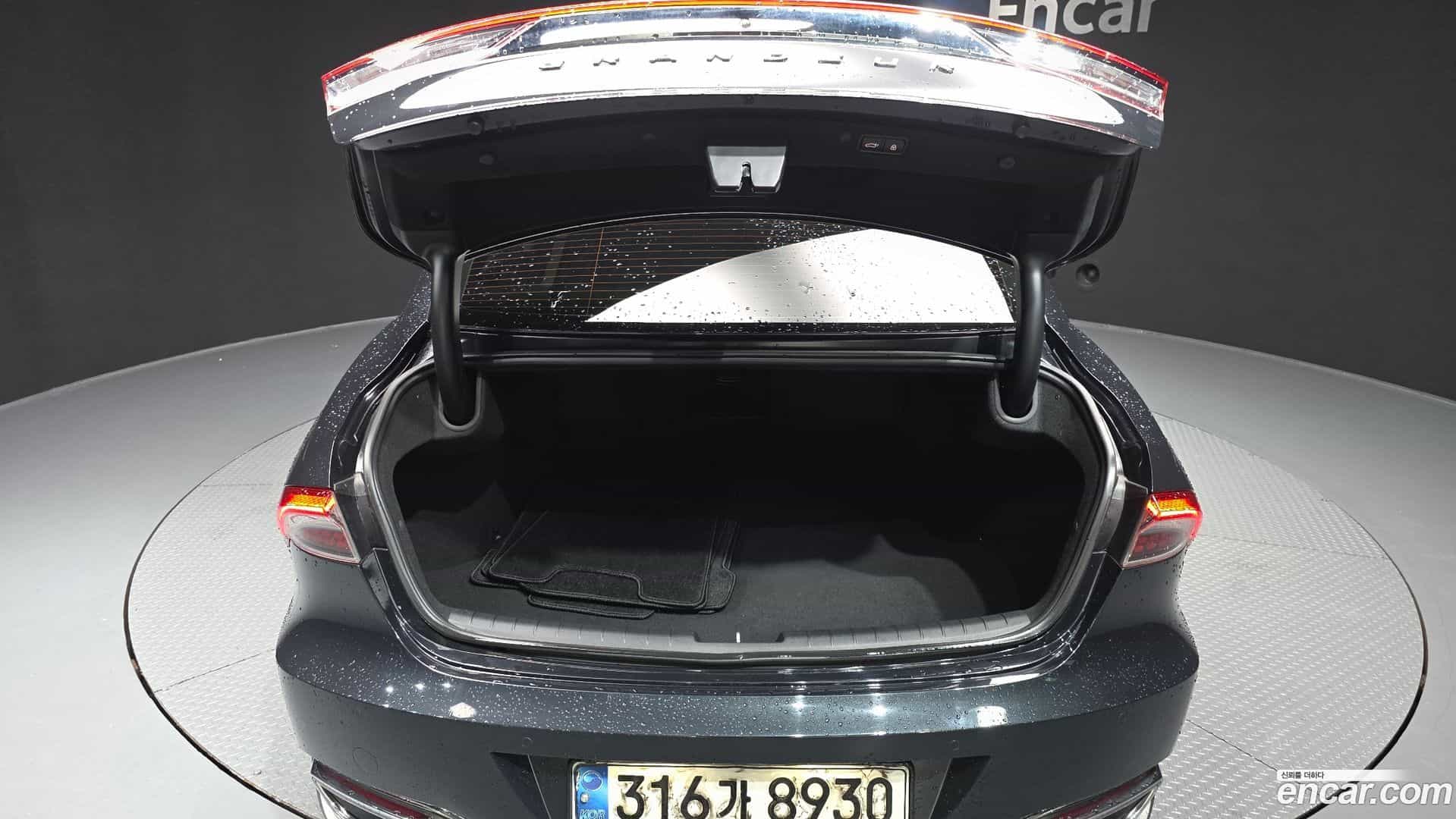 Grandeur Hyundai 2020.6-OPTION-024