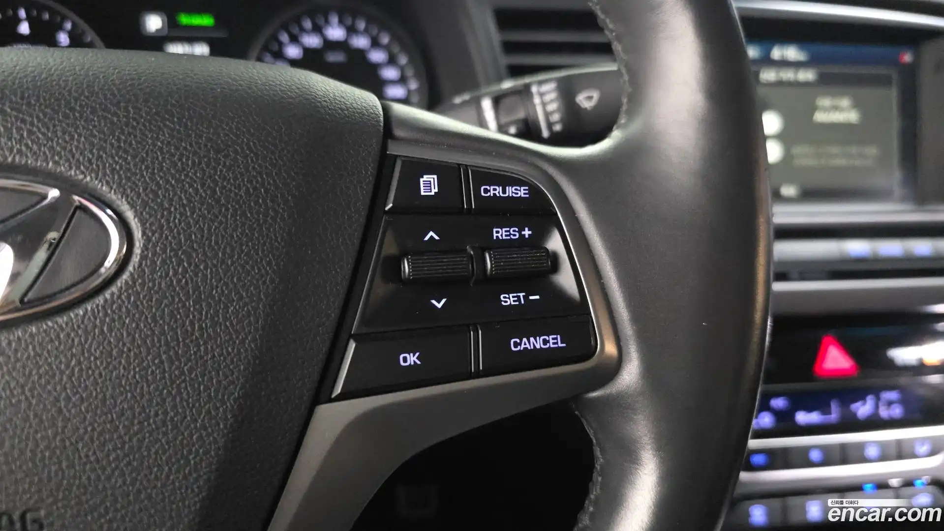 AVANTE Hyundai 2017.0-OPTION-045