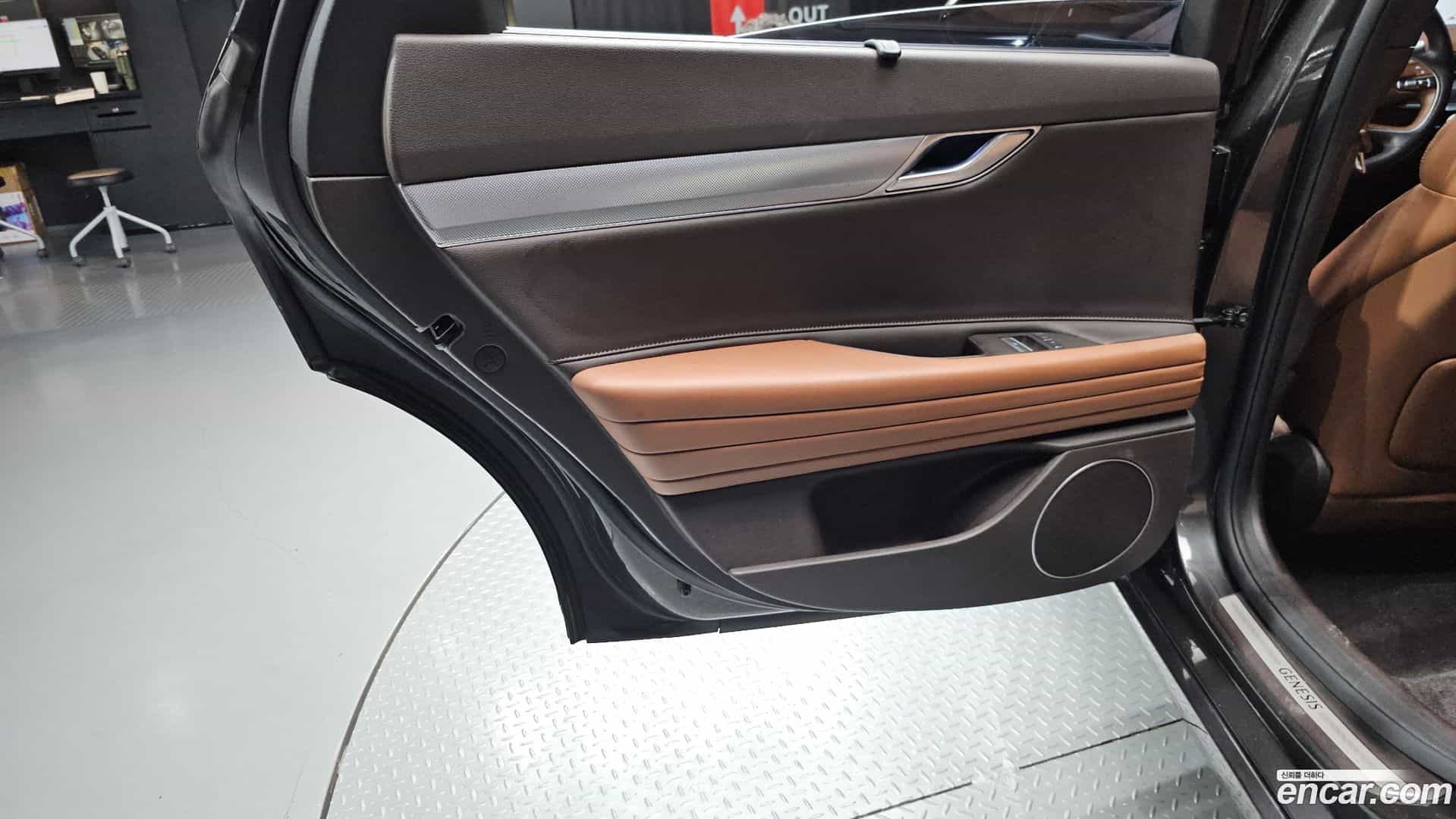 G80 Genesis 2023.4-INNER-035