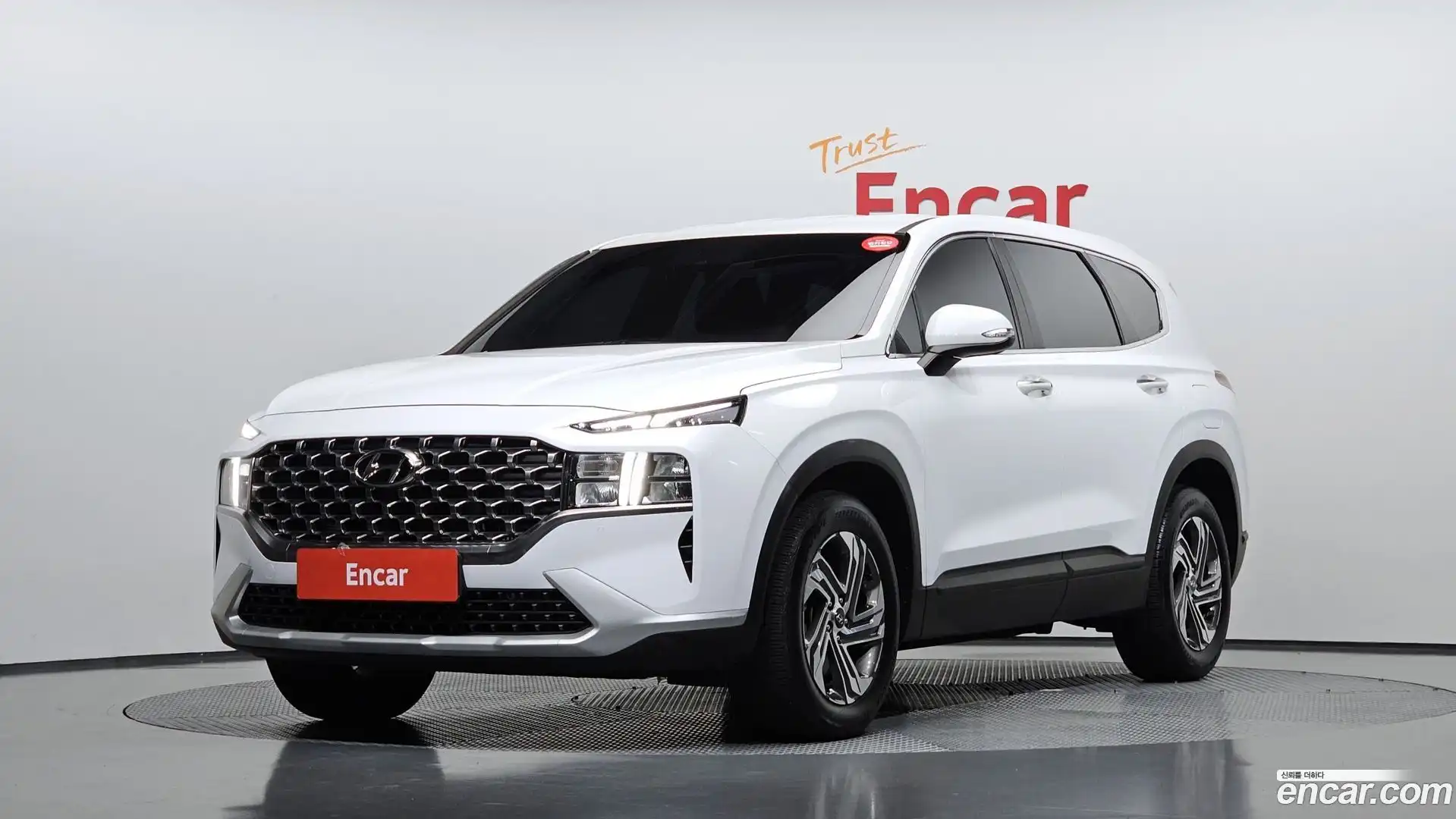 Santafe Hyundai 2022.8-OUTER-001