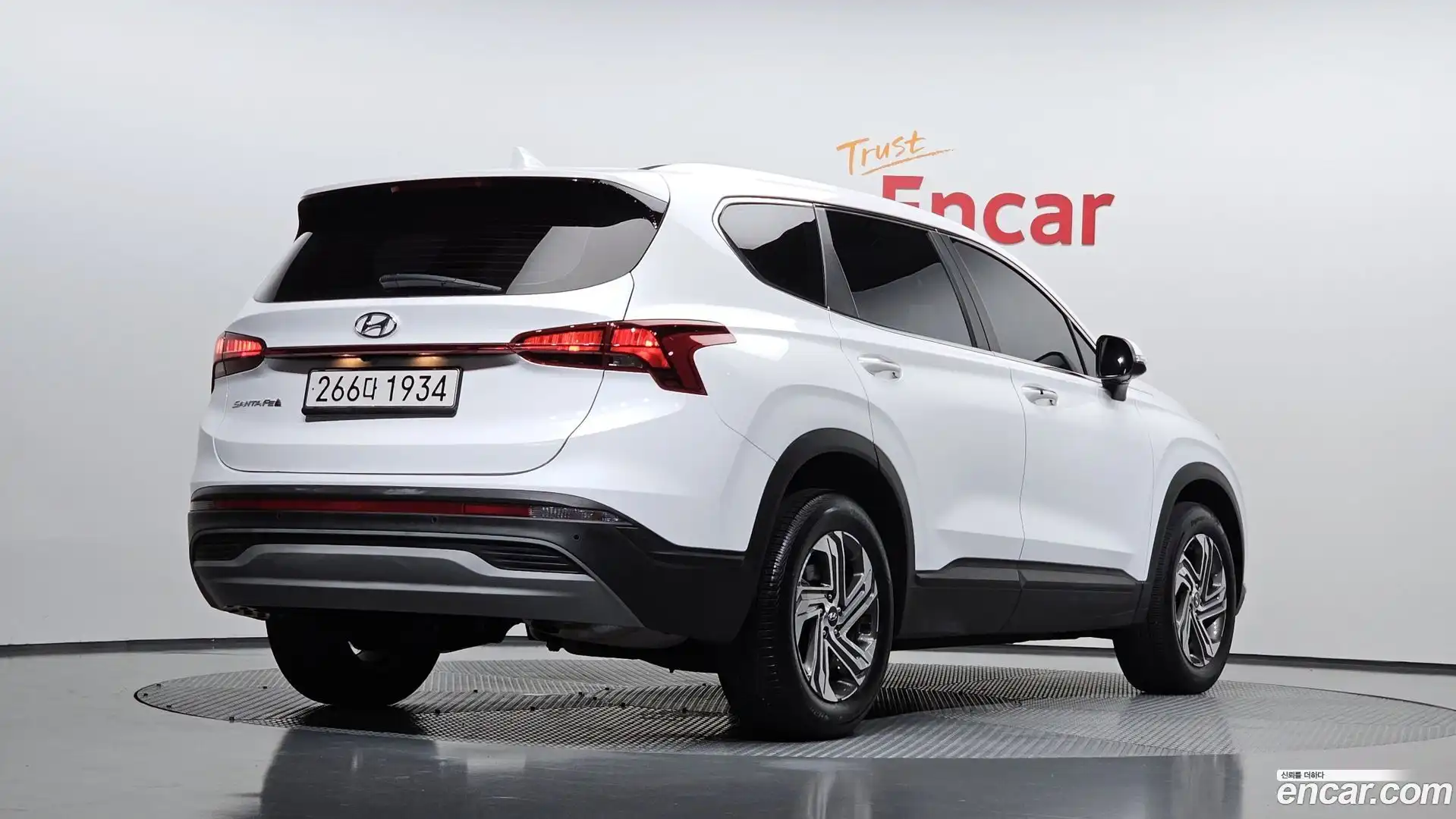 Santafe Hyundai 2022.8-OUTER-002