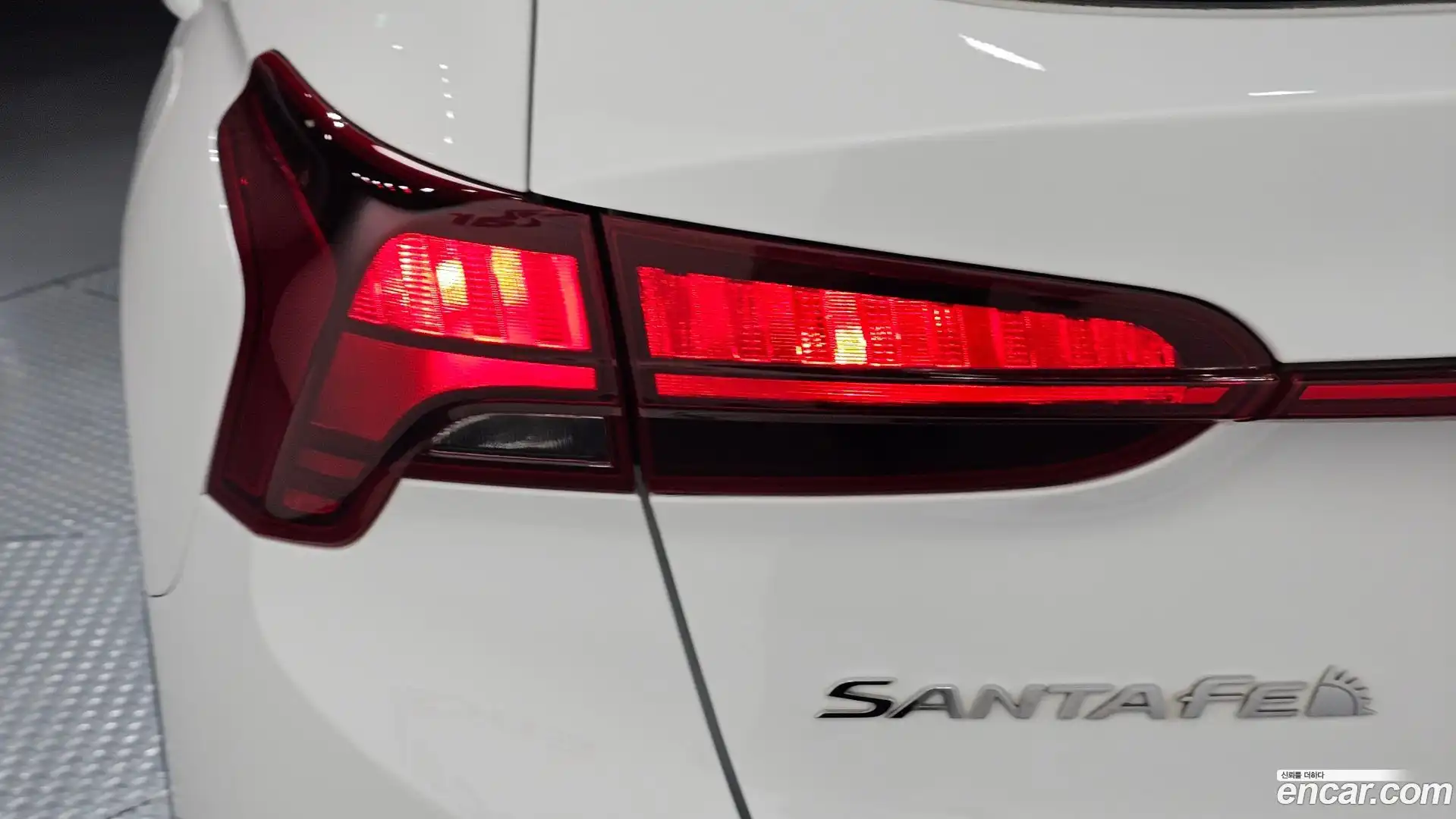 Santafe Hyundai 2022.8-OUTER-033