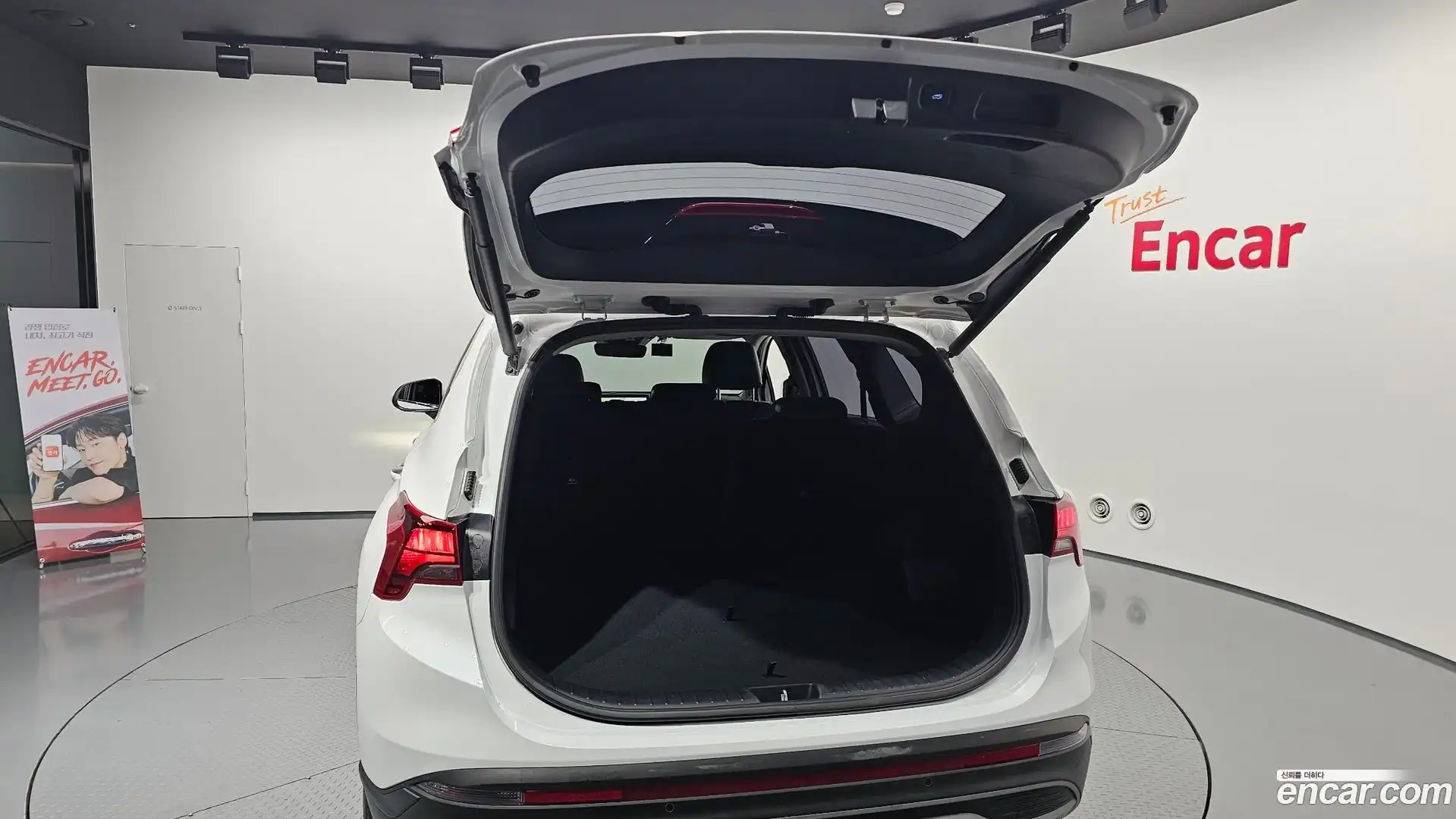 Santafe Hyundai 2022.8-OPTION-046
