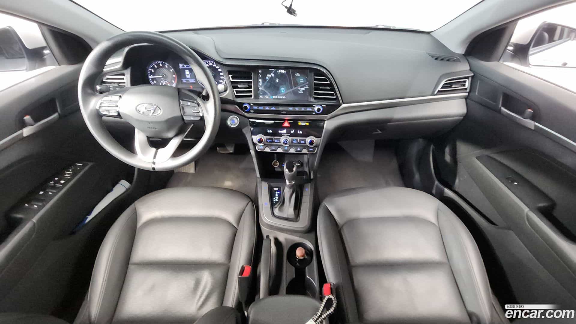 AVANTE Hyundai 2019.7-INNER-007