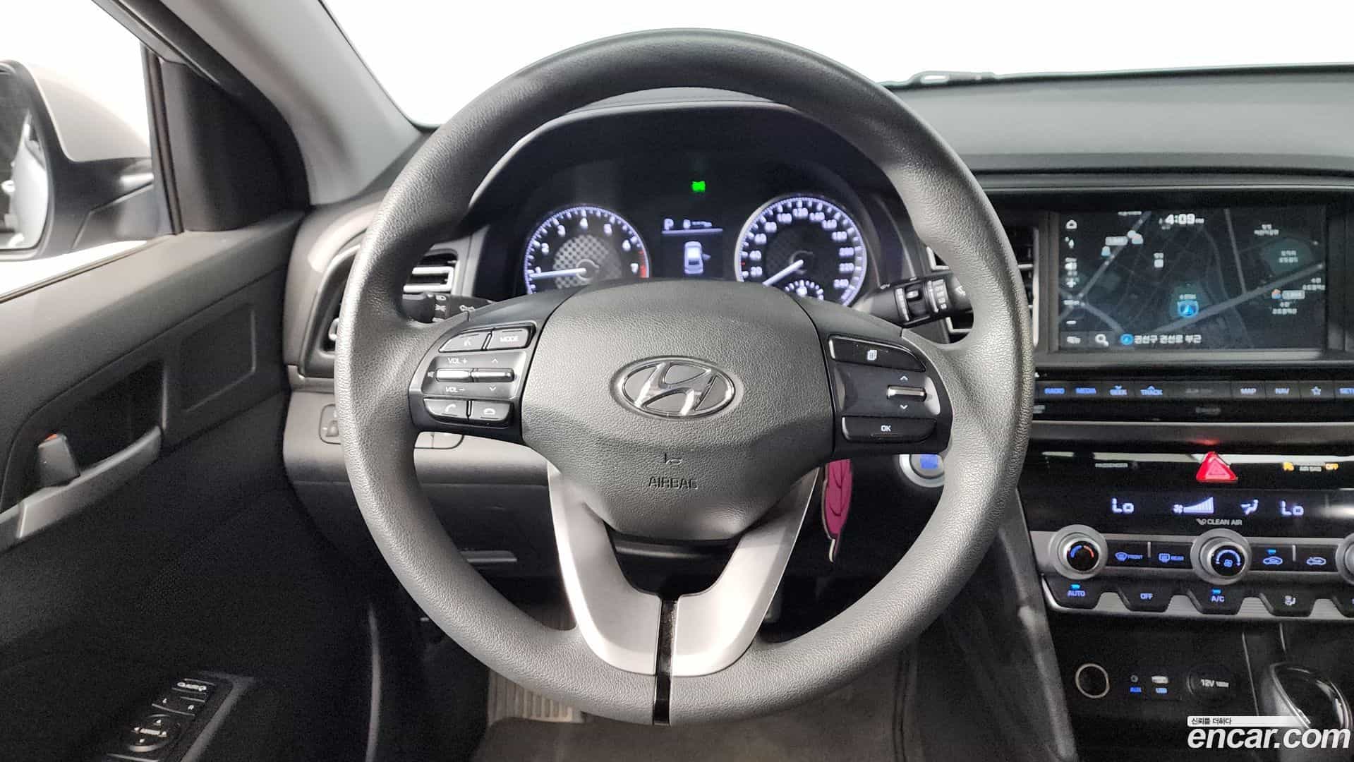 AVANTE Hyundai 2019.7-OPTION-017