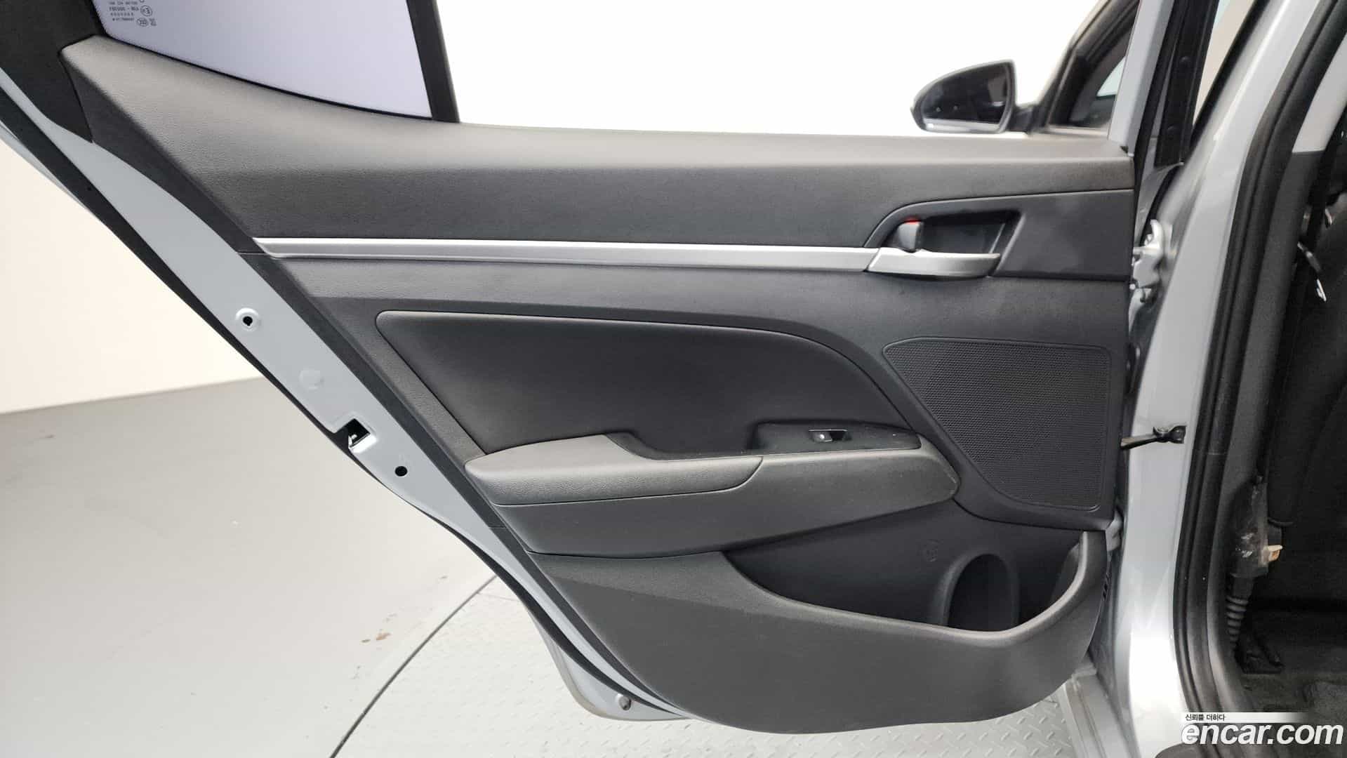 AVANTE Hyundai 2019.7-INNER-035