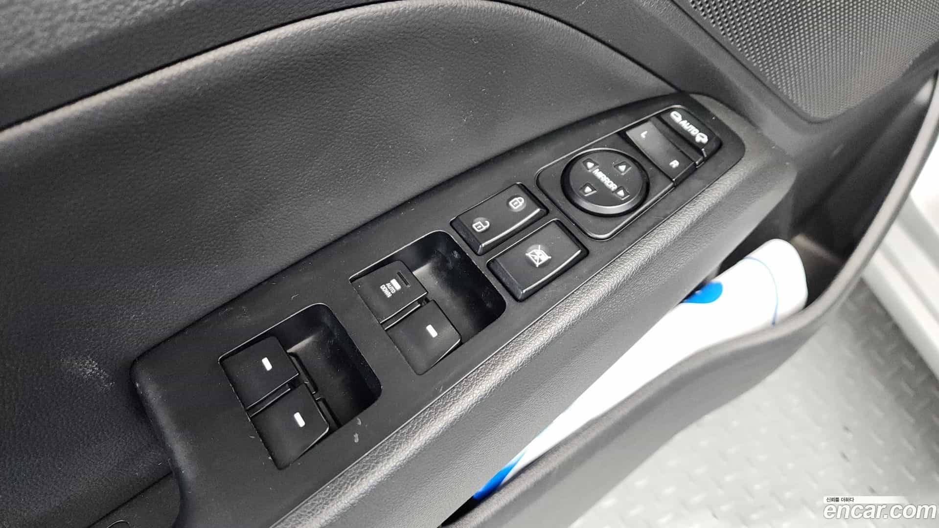 AVANTE Hyundai 2019.7-OPTION-043
