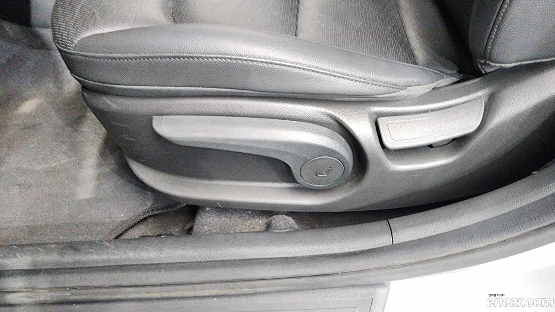 AVANTE Hyundai 2019.7-OPTION-044