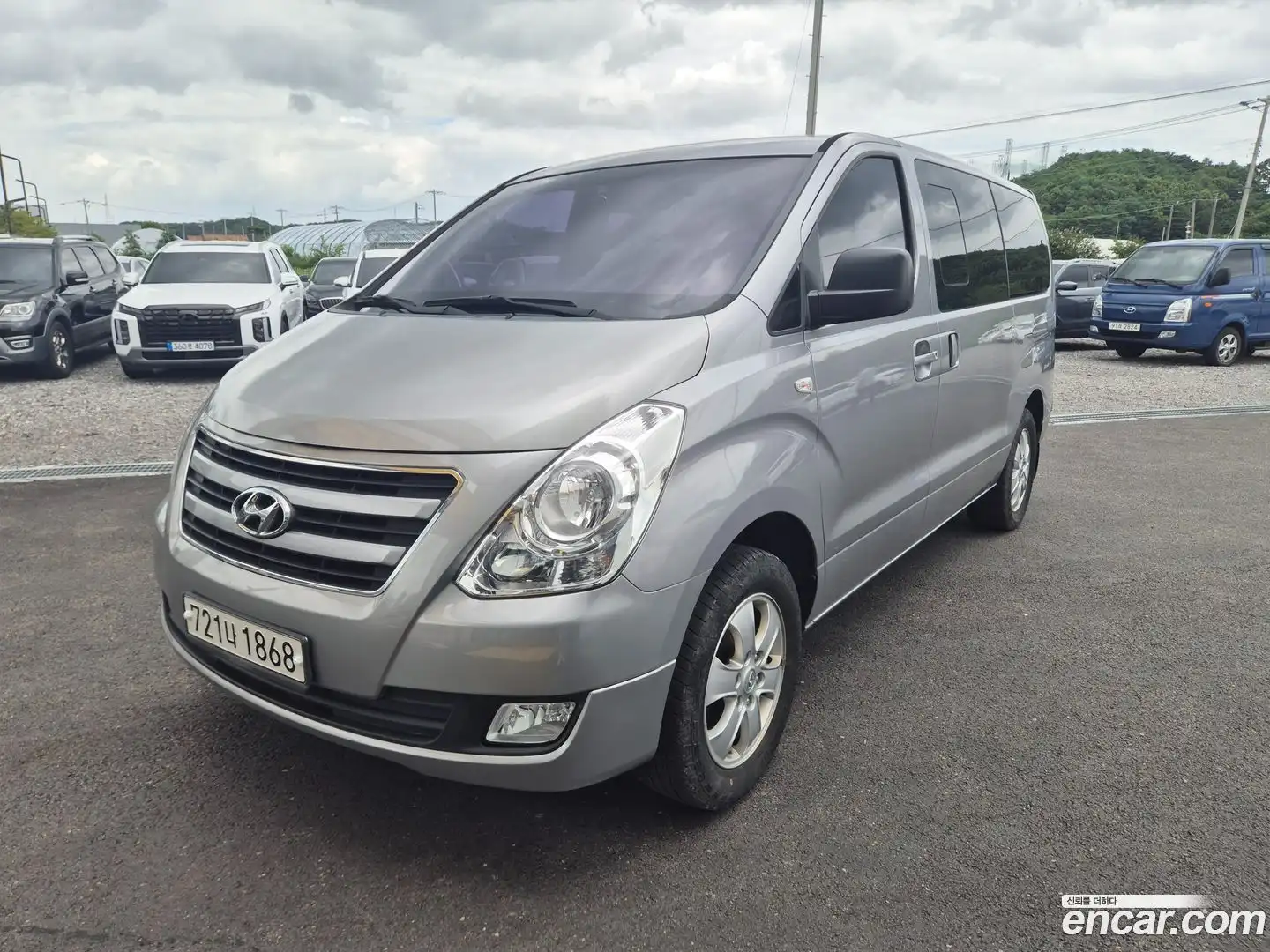 Starex Hyundai 2017.8-OUTER-001