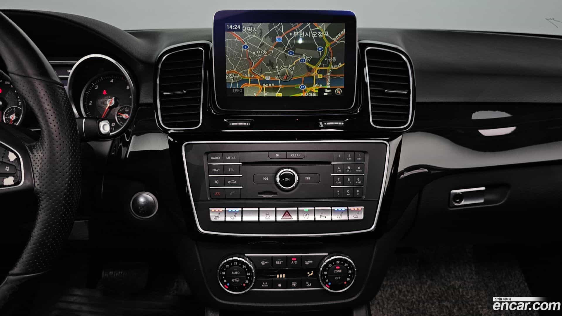 GLE-Class Mercedes-Benz 2016.7-OPTION-017
